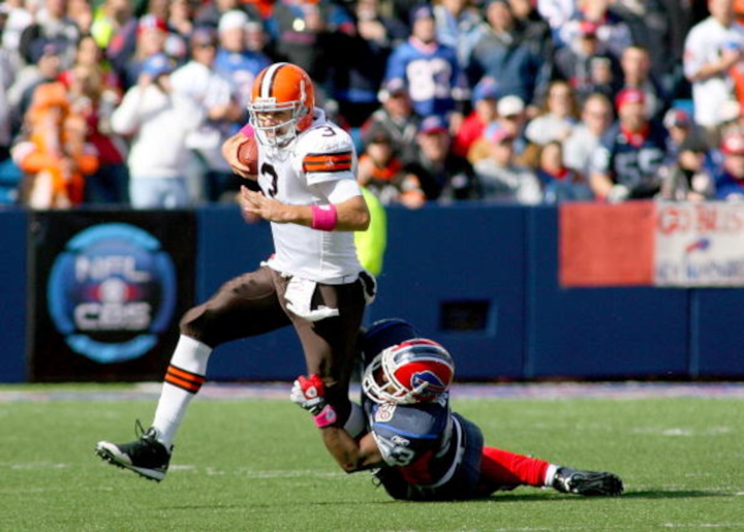 ORCHARD PARK, NY - OCTOBER 11: Marcus Buggs #53 of the Buffalo Bills sacks Derek Anderson #3 of the Cleveland Browns at Ralph Wilson Stadium on October 11, 2009 in Orchard Park, New York. Theplay was nullified by a penalty. Cleveland won 6-3. (Photo by Ri