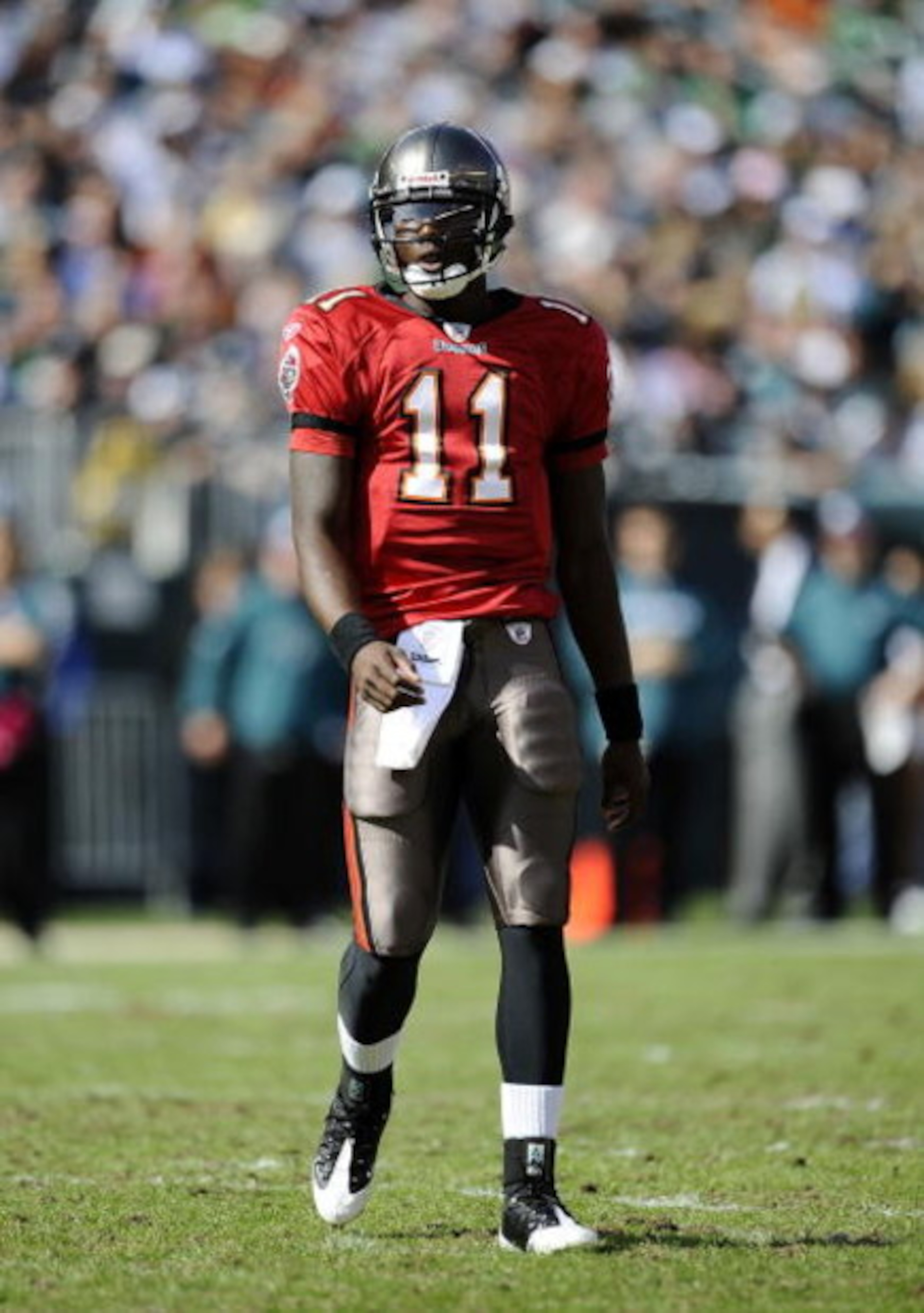 PHILADELPHIA - OCTOBER 11:  Josh Johnson #11 of the Tampa Bay Buccaneers reacts at Lincoln Financial Field on October 11, 2009 in Philadelphia, Pennsylvania.  (Photo by Jeff Zelevansky/Getty Images)