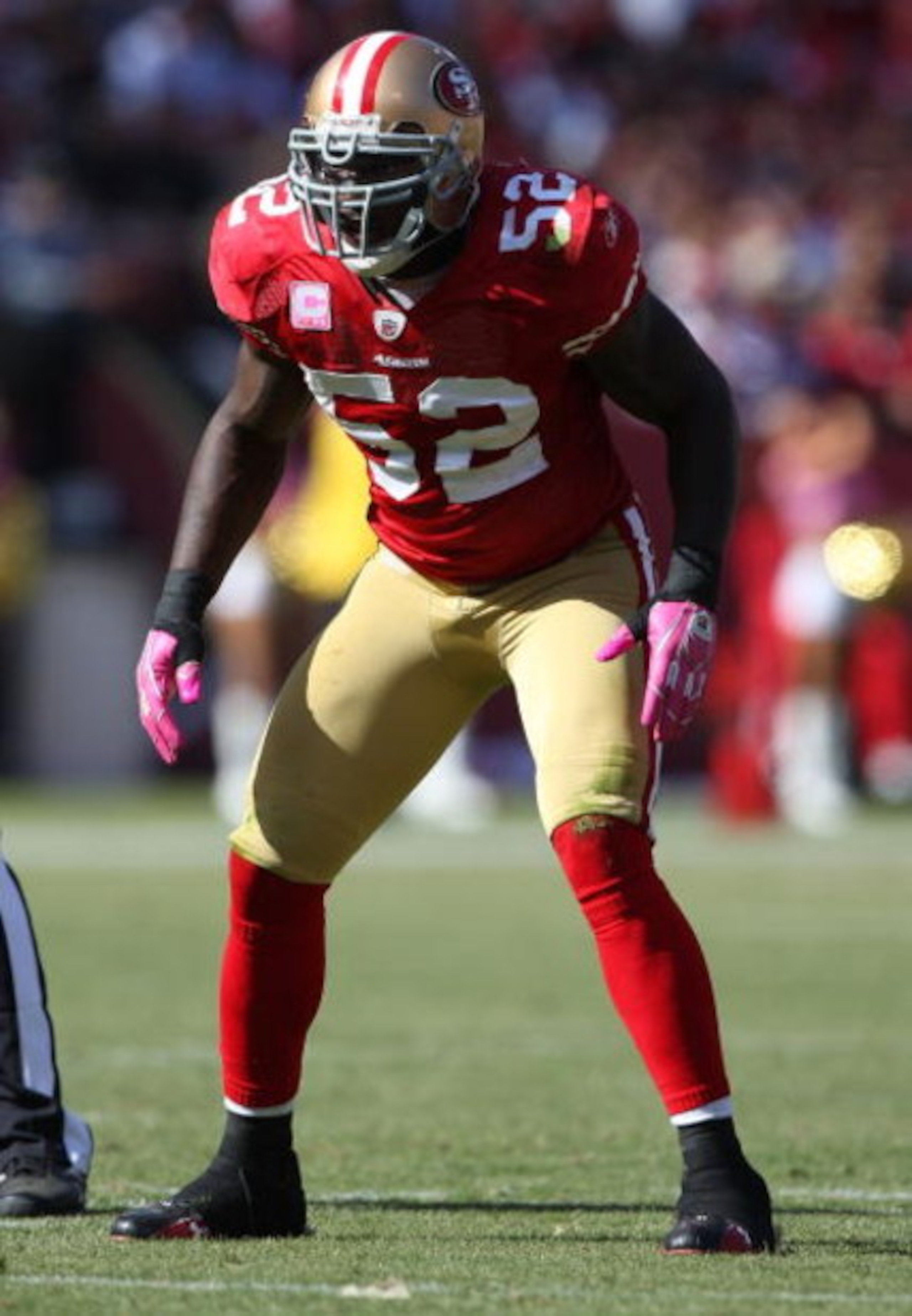 SAN FRANCISCO - OCTOBER 04: Patrick Willis #52 of the San Francisco 49ers in action against the St. Louis Rams during an NFL game on October 4, 2009 at Candlestick Park in San Francisco, California. (Photo by Jed Jacobsohn/Getty Images) SAN FRANCISCO - OCTOBER 04: Patrick Willis #52 of the San Francisco 49ers in action against the St. Louis Rams during an NFL game on October 4, 2009 at Candlestick Park in San Francisco, California. (Photo by Jed Jacobsohn/Getty Images)