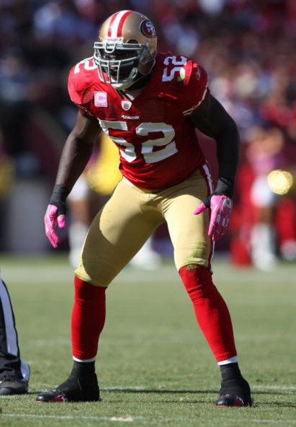 SAN FRANCISCO - OCTOBER 04:  Patrick Willis #52 of the San Francisco 49ers in action against the St. Louis Rams during an NFL game on October 4, 2009 at Candlestick Park in San Francisco, California.  (Photo by Jed Jacobsohn/Getty Images)