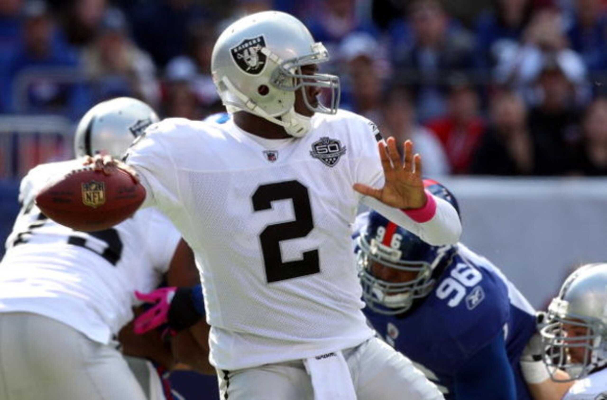 EAST RUTHERFORD, NJ - OCTOBER 11: JaMarcus Russell #2 of the Oakland Raiders throws a pass against the New York Giants on October 11, 2009 at Giants Stadium in East Rutherford, New Jersey. (Photo by Jim McIsaac/Getty Images) EAST RUTHERFORD, NJ - OCTOBER 11: JaMarcus Russell #2 of the Oakland Raiders throws a pass against the New York Giants on October 11, 2009 at Giants Stadium in East Rutherford, New Jersey. (Photo by Jim McIsaac/Getty Images)