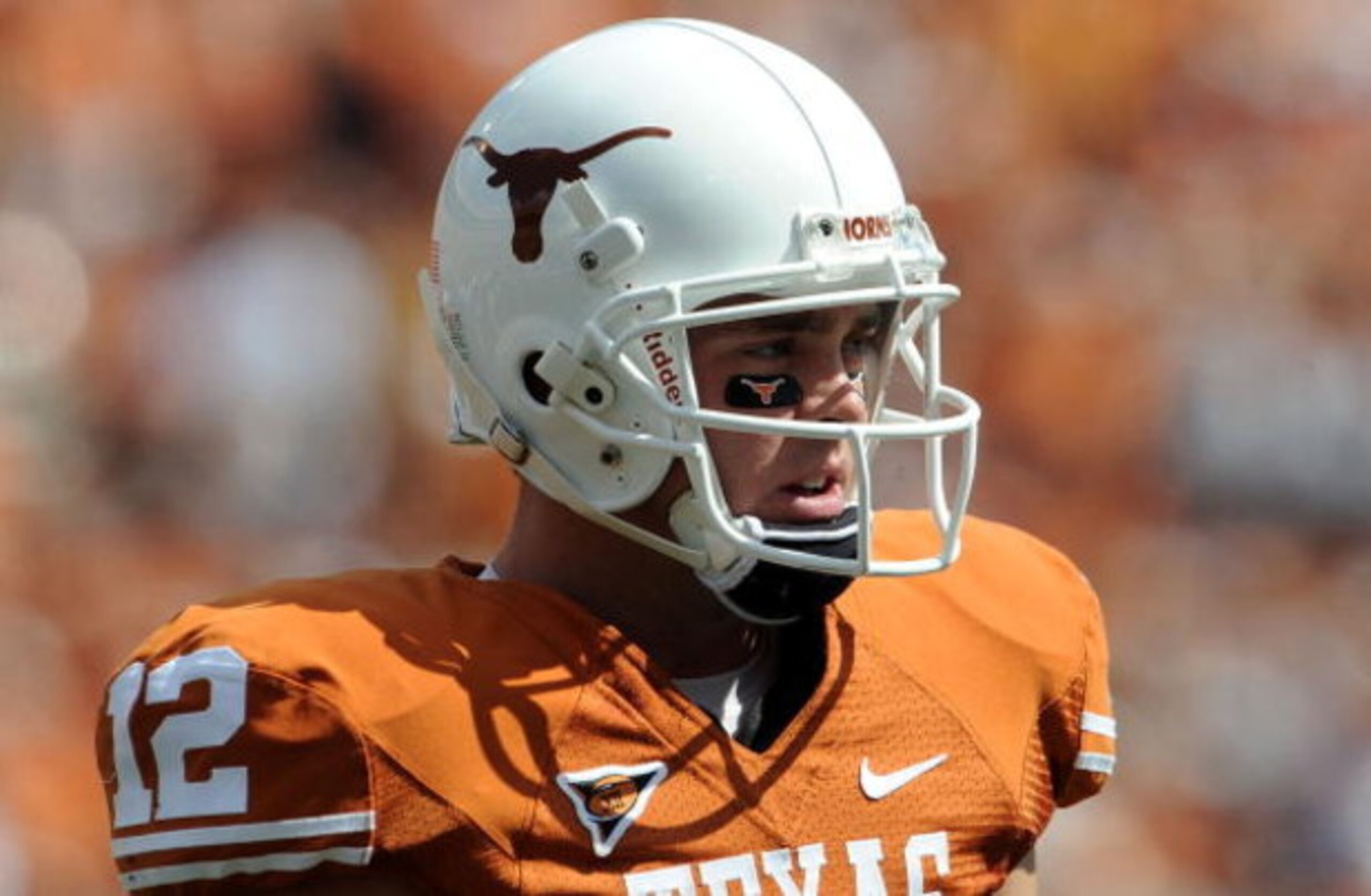 AUSTIN, TX - SEPTEMBER 26:  Quarterback Colt McCoy #12 of the Texas Longhorns at Darrell K Royal-Texas Memorial Stadium on September 26, 2009 in Austin, Texas.  (Photo by Ronald Martinez/Getty Images)