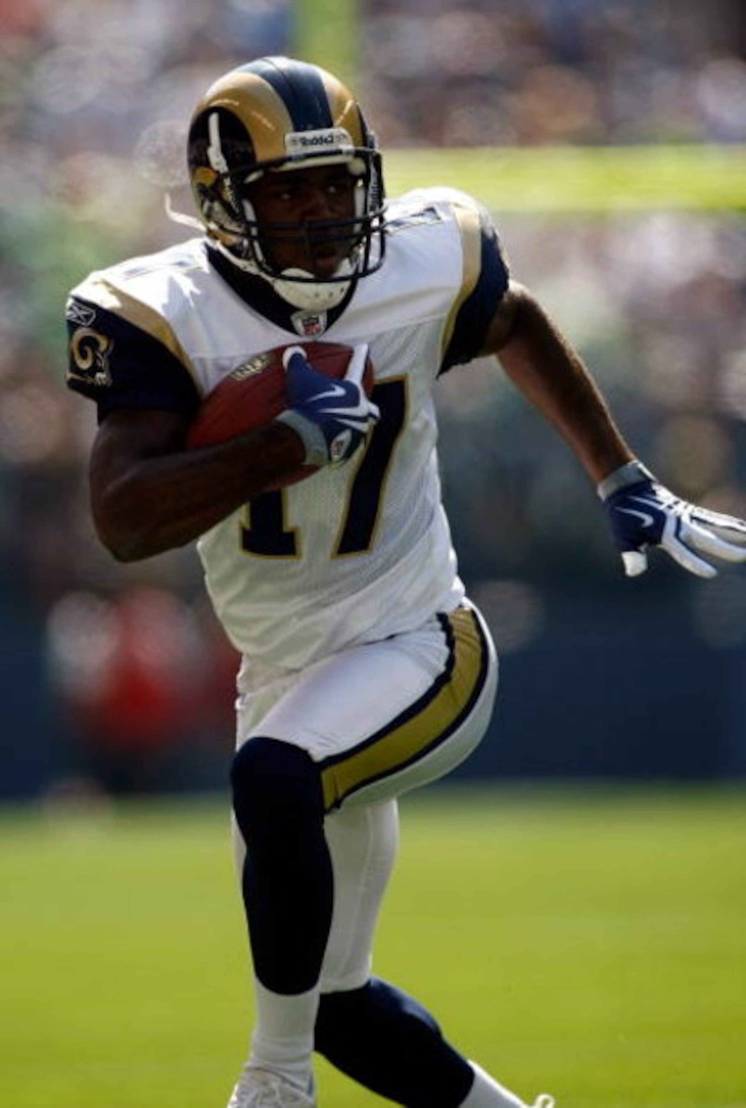 SEATTLE - SEPTEMBER 13:  Donnie Avery #17 of the St. Louis Rams against the Seattle Seahawks at Qwest Field on September 13, 2009 in Seattle, Washington.  (Photo by Jonathan Ferrey/Getty Images)