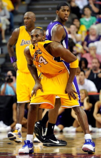 LAS VEGAS - OCTOBER 15:  Kobe Bryant #24 of the Los Angeles Lakers chews on his jersey as he plays defense against the Sacramento Kings during their preseason game at the Thomas & Mack Center October 15, 2009 in Las Vegas, Nevada. NOTE TO USER: User expre