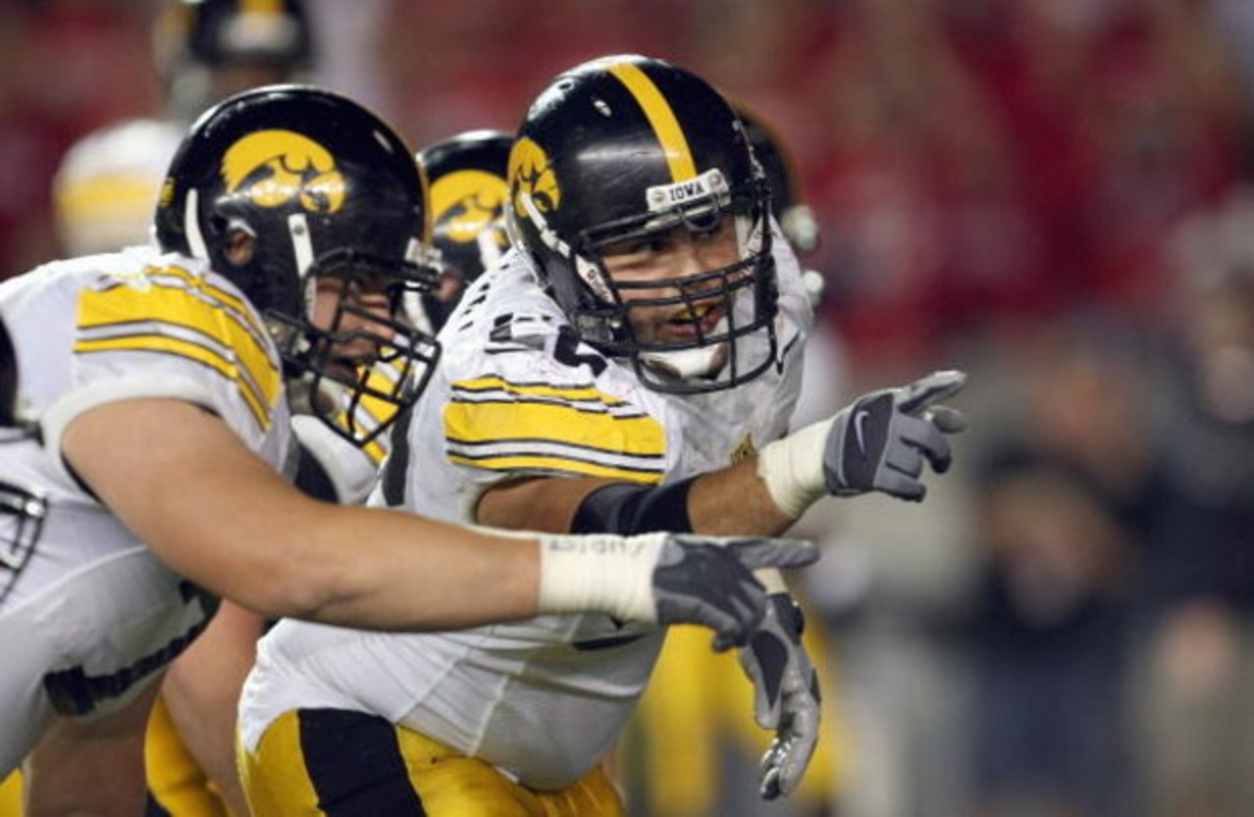MADISON, WI - SEPTEMBER 22: Rafael Eubanks#52 of the Iowa Hawkeyes points against the Wisconsin Badgers at Camp Randall Stadium September 22, 2007 in Madison, Wisconsin. (Photo by Jonathan Daniel/Getty Images)