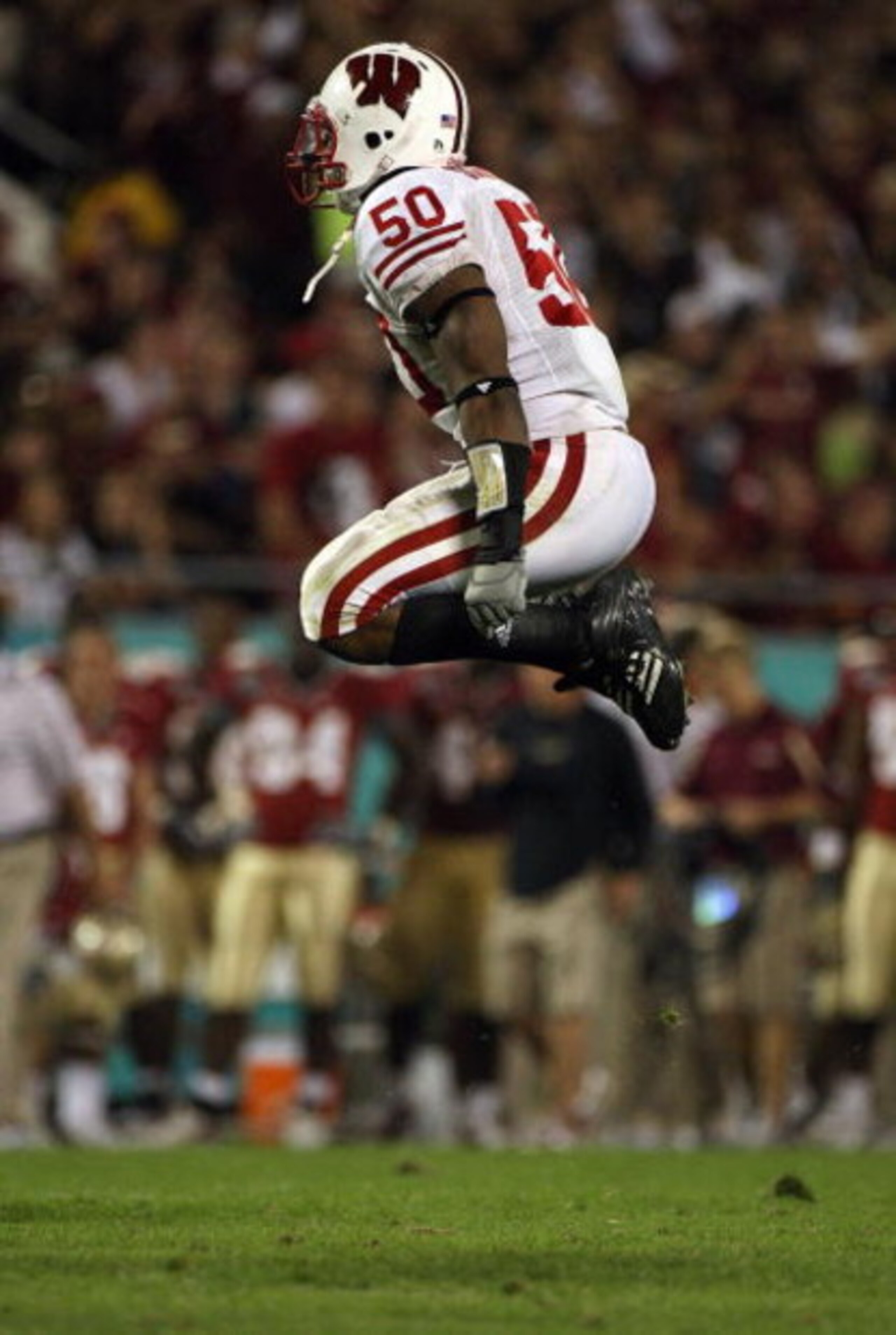 ORLANDO, FL - DECEMBER 27:  O'Brien Schofield #50 of the Wisconsin Badgers reacts to a missed interception during the Champs Bowl against the Florida State Seminoles on December 27, 2008 at the Citrus Bowl in Orlando, Florida.  (Photo by Sam Greenwood/Get