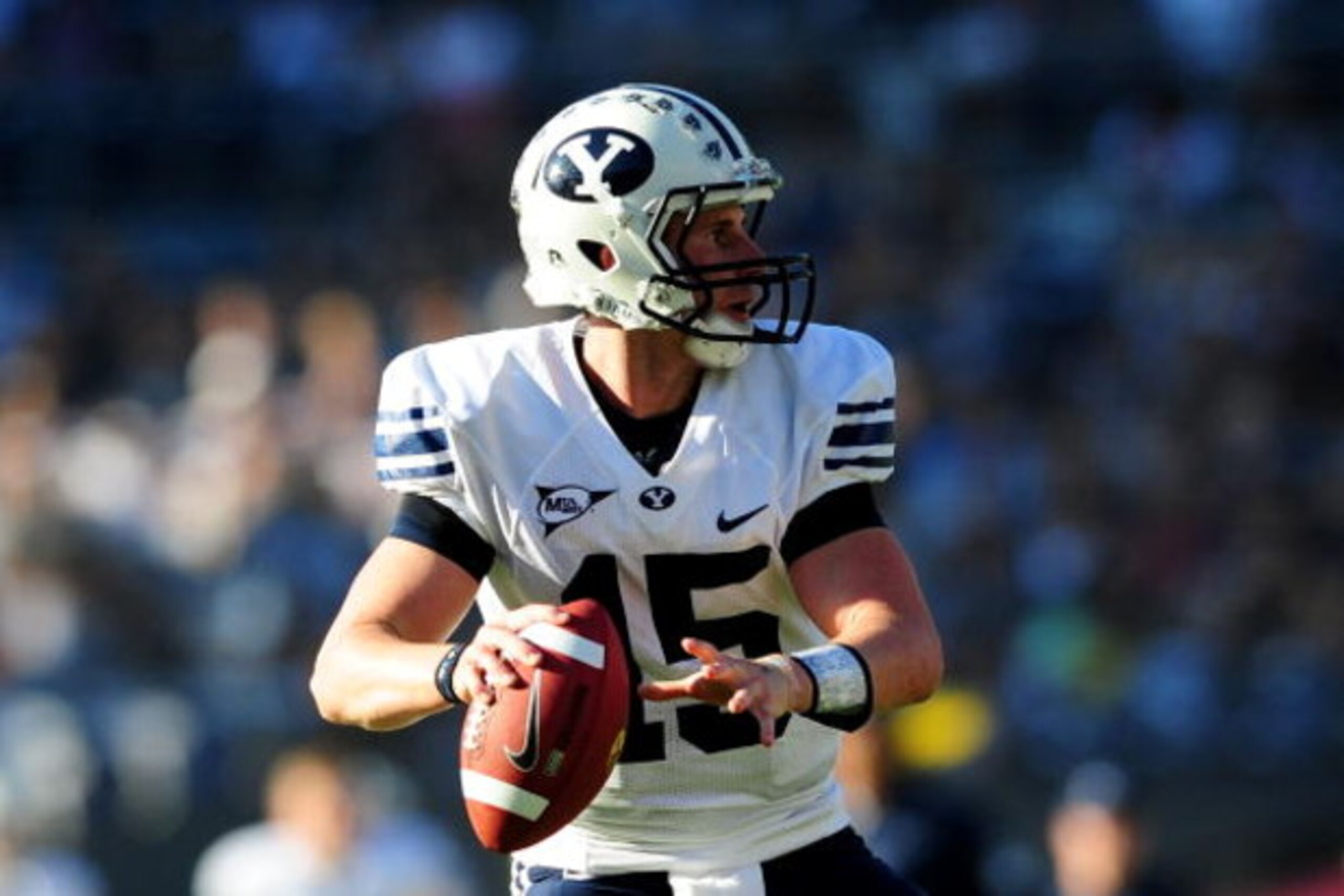 SAN DIEGO - OCTOBER 17: Max Hall #15 of BYU Cougars looks to pass the ball to teamate while playing against San Diego State Aztecs at Qualcomm Stadium on October 17, 2009 in San Diego, California. (Photo by Jacob de Golish/Getty Images) SAN DIEGO - OCTOBER 17: Max Hall #15 of BYU Cougars looks to pass the ball to teamate while playing against San Diego State Aztecs at Qualcomm Stadium on October 17, 2009 in San Diego, California. (Photo by Jacob de Golish/Getty Images)