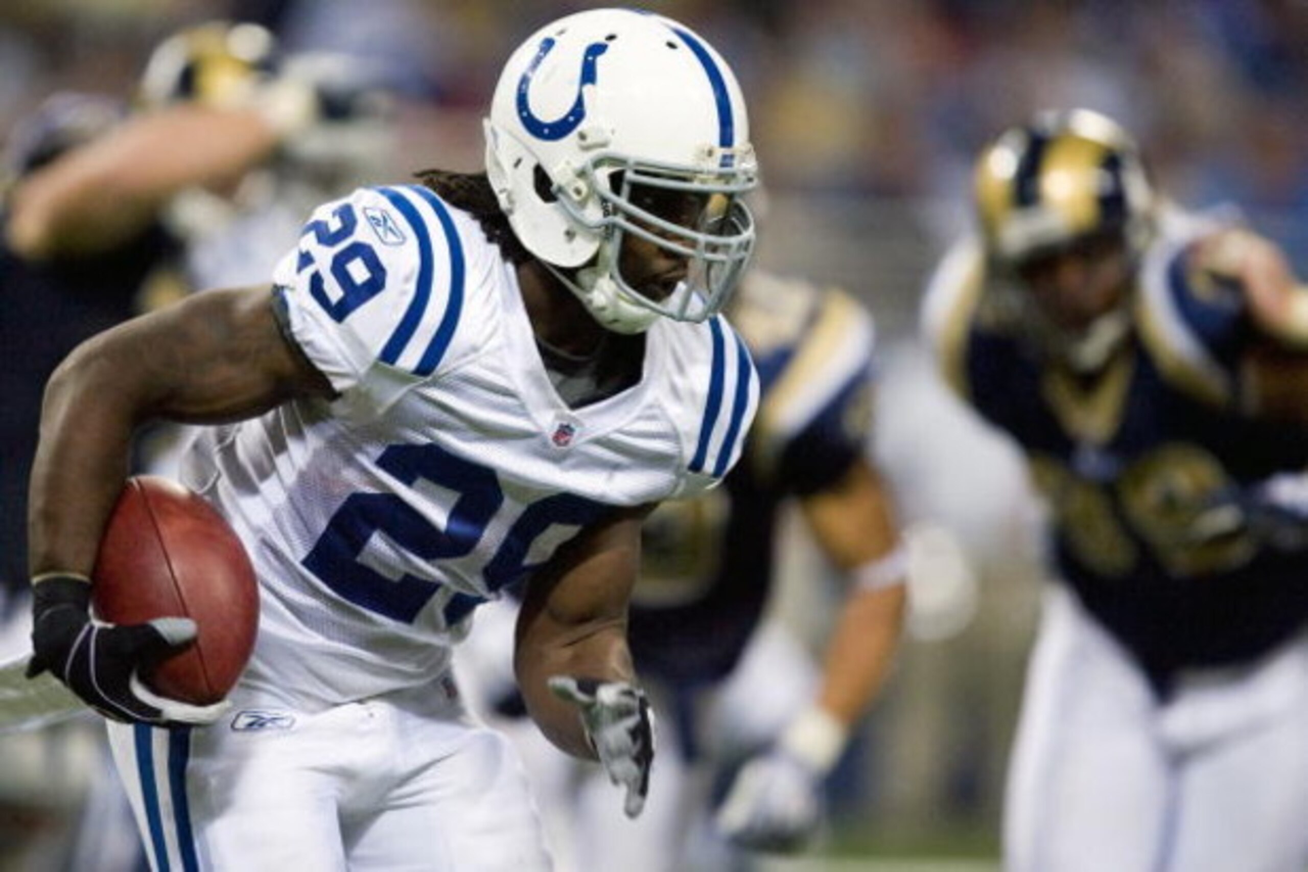 ST. LOUIS, MO - OCTOBER 25: Joseph Addai #29 of the Indianapolis Colts rushes against the St. Louis Rams at the Edward Jones Dome on October 25, 2009 in St. Louis, Missouri.  The Colts beat the Rams 42-6.  (Photo by Dilip Vishwanat/Getty Images)