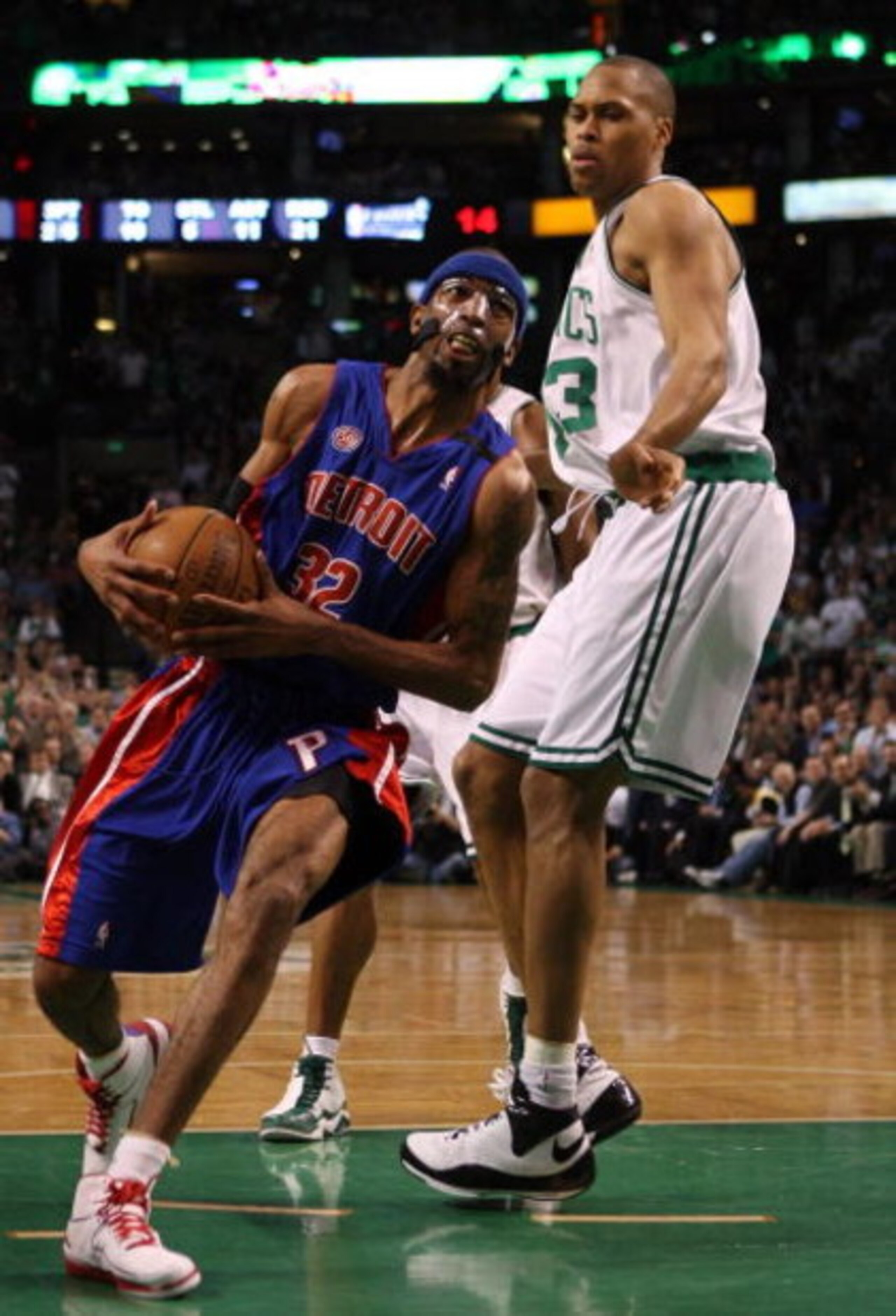 BOSTON - MAY 20:  Richard Hamilton #32 of the Detroit Pistons drives against P.J. Brown #93 of the Boston Celtics during Game One of the 2008 NBA Eastern Conference finals at the TD Banknorth Garden on May 20, 2008 in Boston, Massachusetts. NOTE TO USER: 