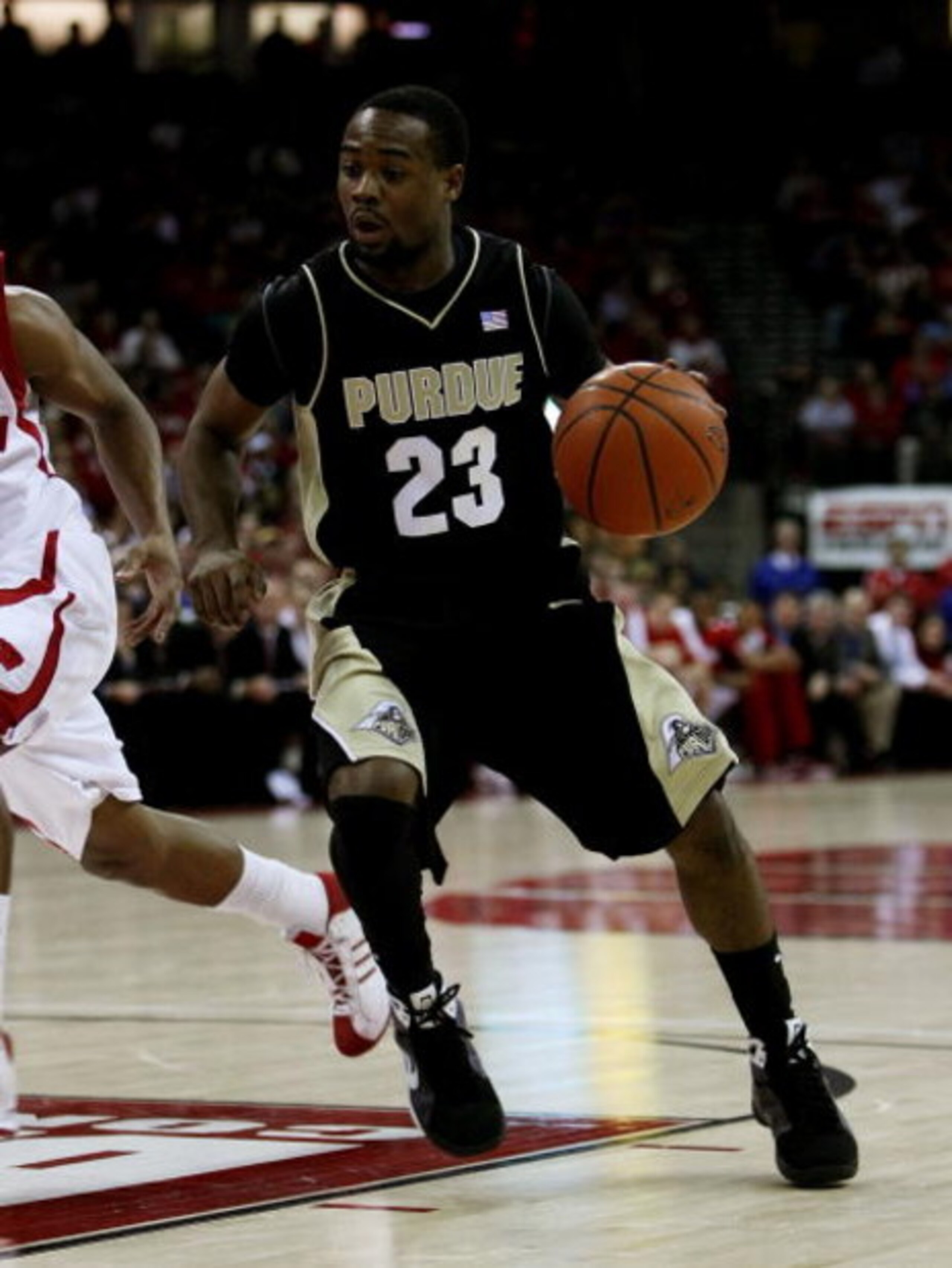 MADISON, WI - JANUARY 27: Lewis Jackson #23 of the Purdue Boilermakers drives to the basket against the Wisconsin Badgers on January 27, 2009 at the Kohl Center in Madison, Wisconsin. Purdue defeated Wisconsin 64-63. (Photo by Jonathan Daniel/Getty Images MADISON, WI - JANUARY 27: Lewis Jackson #23 of the Purdue Boilermakers drives to the basket against the Wisconsin Badgers on January 27, 2009 at the Kohl Center in Madison, Wisconsin. Purdue defeated Wisconsin 64-63. (Photo by Jonathan Daniel/Getty Images