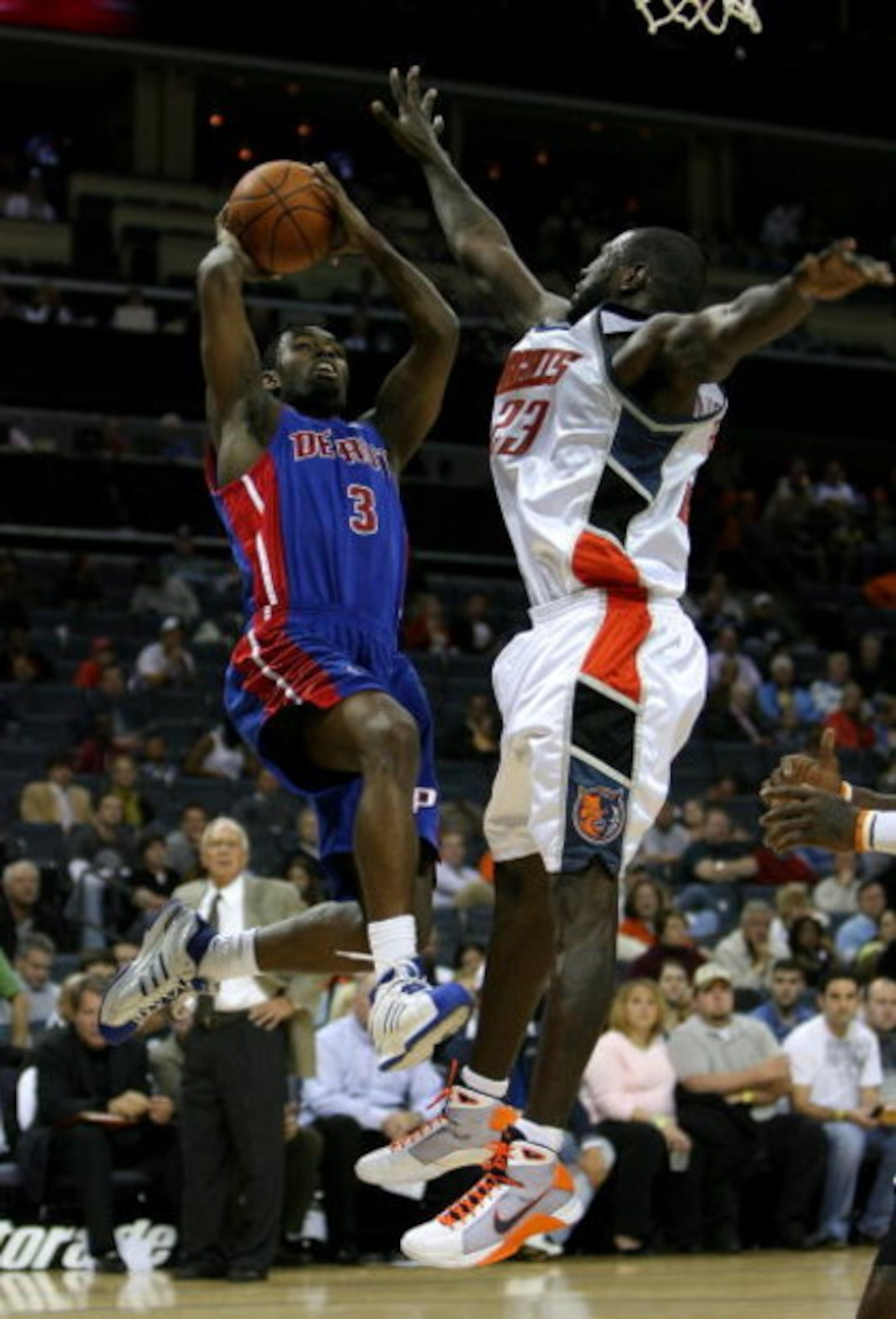 CHARLOTTE, NC - NOVEMBER 03:  Jason Richardson #23 of the Charlotte Bobcats tries to stop Rodney Stuckey #3 of the Detroit Pistons during their game at Time Warner Cable Arena on November 3, 2008 in Charlotte, North Carolina. NOTE TO USER: User expressly 