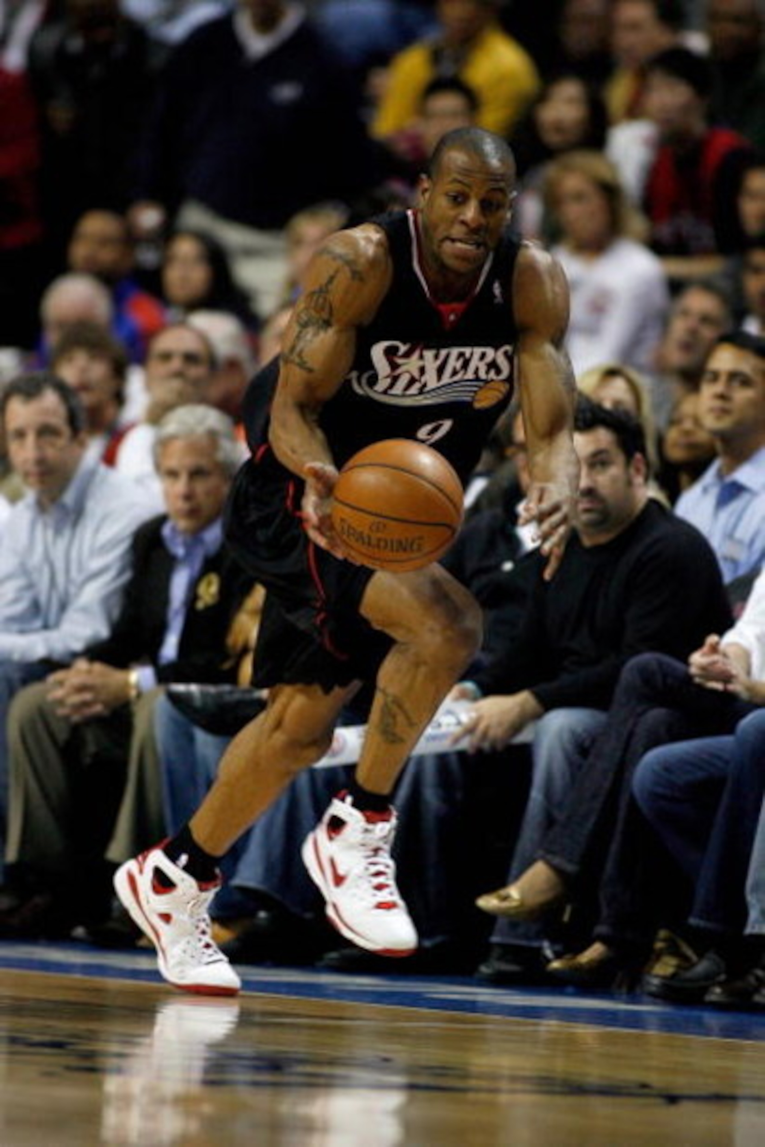 AUBURN HILLS, MI - APRIL 29:  Andre Iguodala #9 of the Philadelphia 76ers drives the ball upcourt in Game Five of the Eastern Conference Quarterfinals against the Detroit Pistons during the 2008 NBA Playoffs at the Palace of Auburn Hills on April 29, 2008