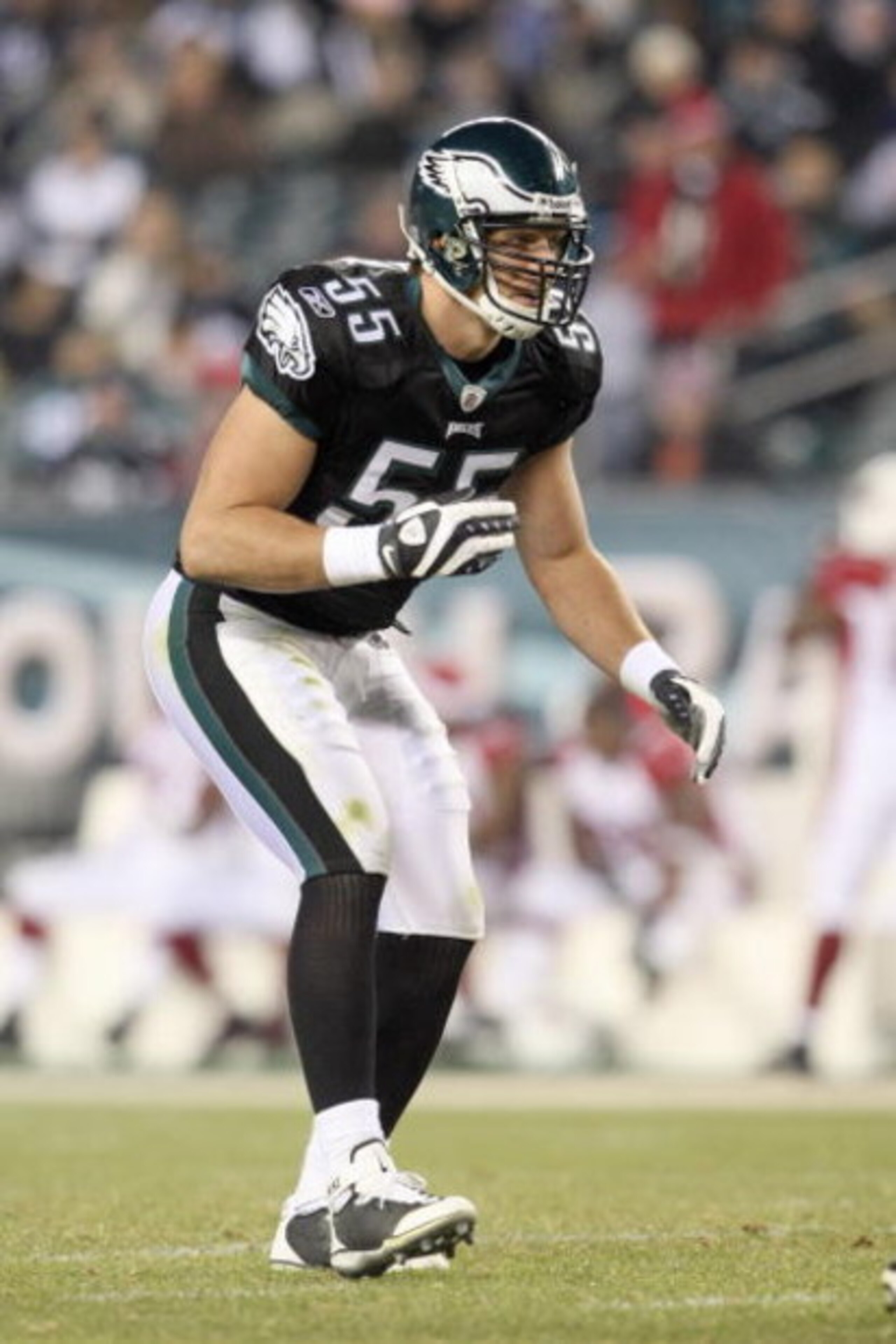 PHILADELPHIA - NOVEMBER 27:  Stewart Bradley #55 of the Philadelphia Eagles moves on the field during the game against the Arizona Cardinals at Lincoln Financial Field on November 27, 2008 in Philadelphia, Pennsylvania. (Photo by: Nick Laham/Getty Images)