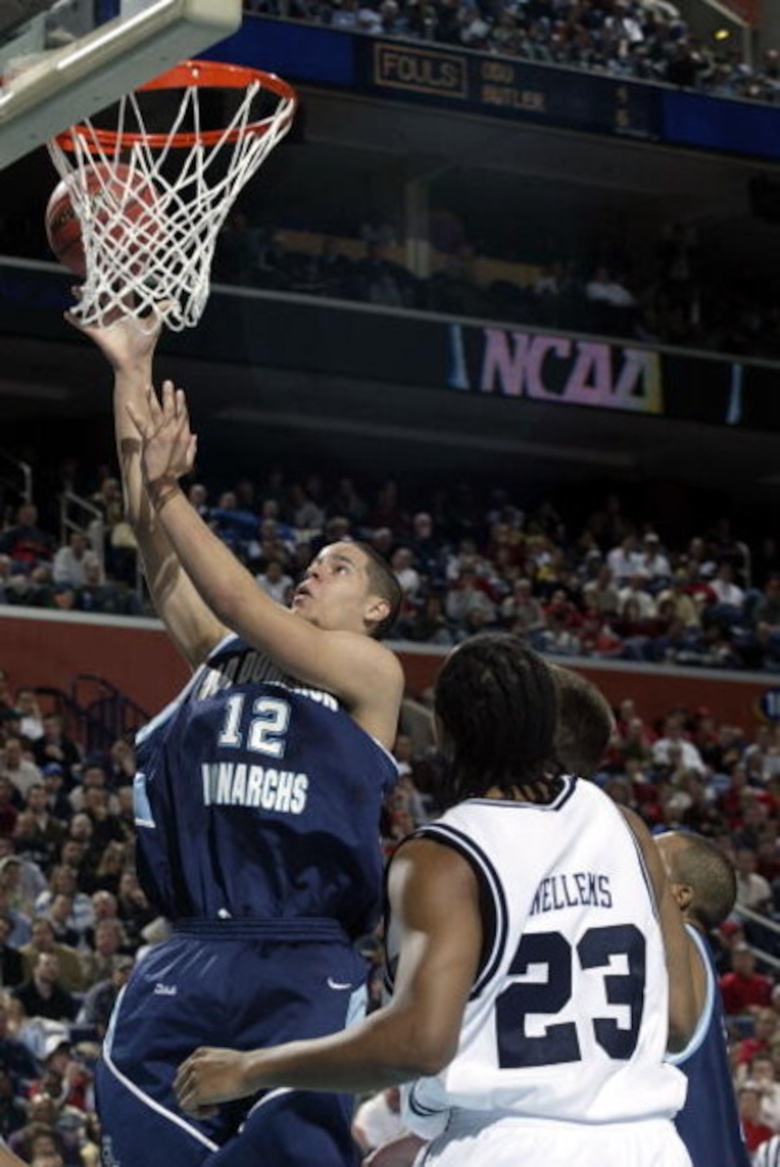 BUFFALO, NY - MARCH 15:  Gerald Lee #12 of the Old Dominion Monarchs goes to the hoop against the Butler Bulldogs during round one of the NCAA Men's Basketball Tournament at the HSBC Arena on March 15, 2007  in Buffalo, New York.  (Photo by Rick Stewart/G