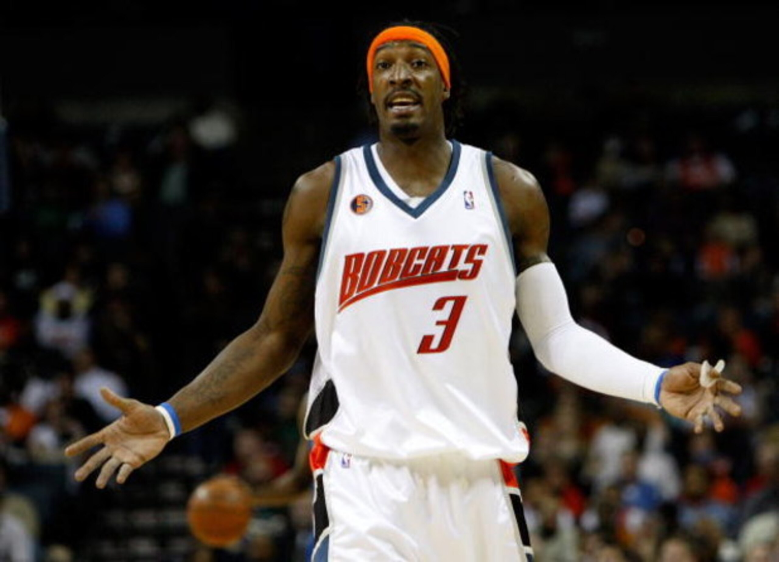 CHARLOTTE, NC - FEBRUARY 20:  Gerald Wallace #3 of the Charlotte Bobcats reacts during their game against the Orlando Magic at Time Warner Cable Arena on February 20, 2009 in Charlotte, North Carolina. NOTE TO USER: User expressly acknowledges and agrees 