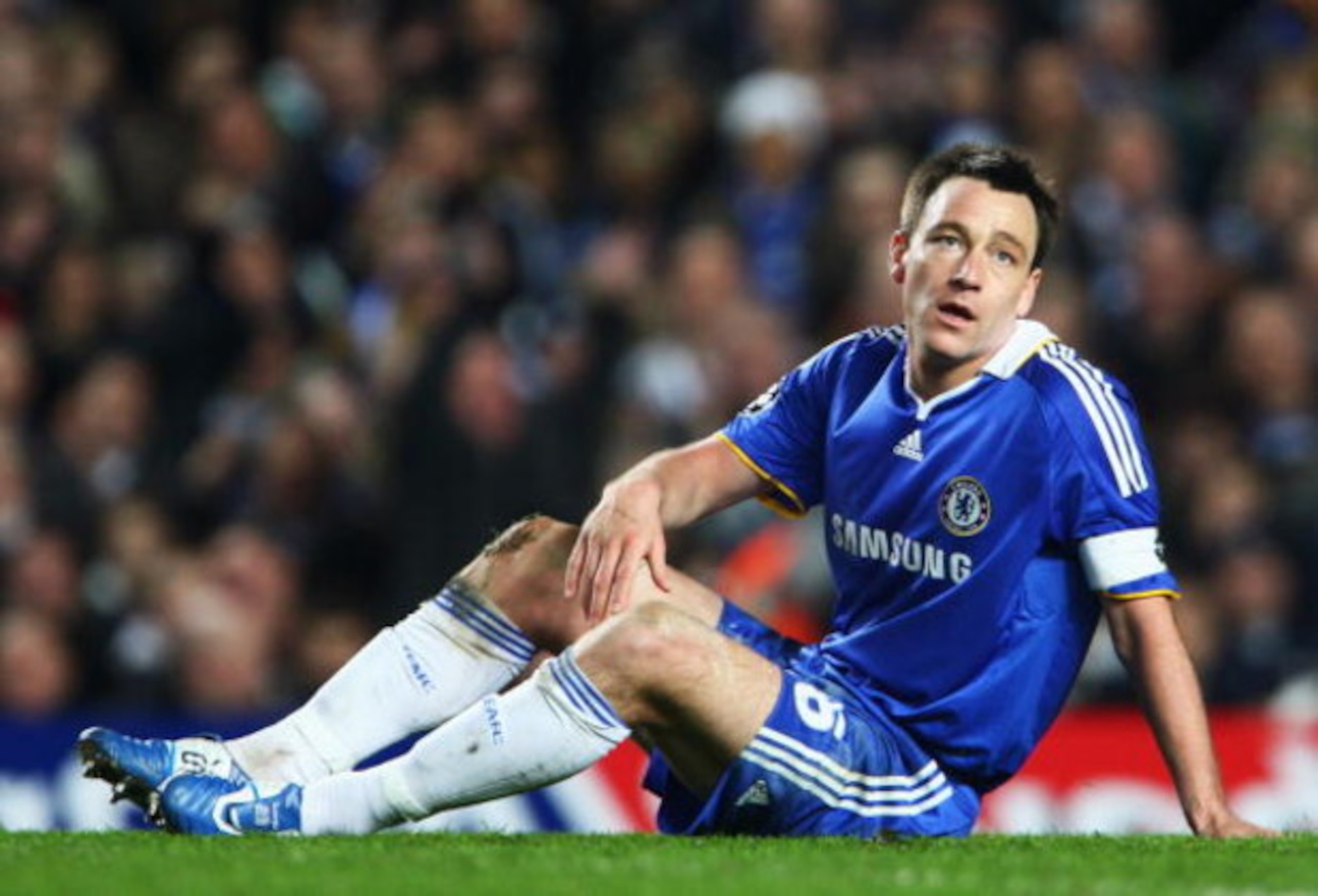 LONDON - FEBRUARY 25: John Terry of Chelsea looks on during the UEFA Champions League, Round of Last 16, First Leg match between Chelsea and Juventus at Stamford Bridge on February 25, 2009 in London, England. (Photo by Phil Cole/Getty Images) LONDON - FEBRUARY 25: John Terry of Chelsea looks on during the UEFA Champions League, Round of Last 16, First Leg match between Chelsea and Juventus at Stamford Bridge on February 25, 2009 in London, England. (Photo by Phil Cole/Getty Images)