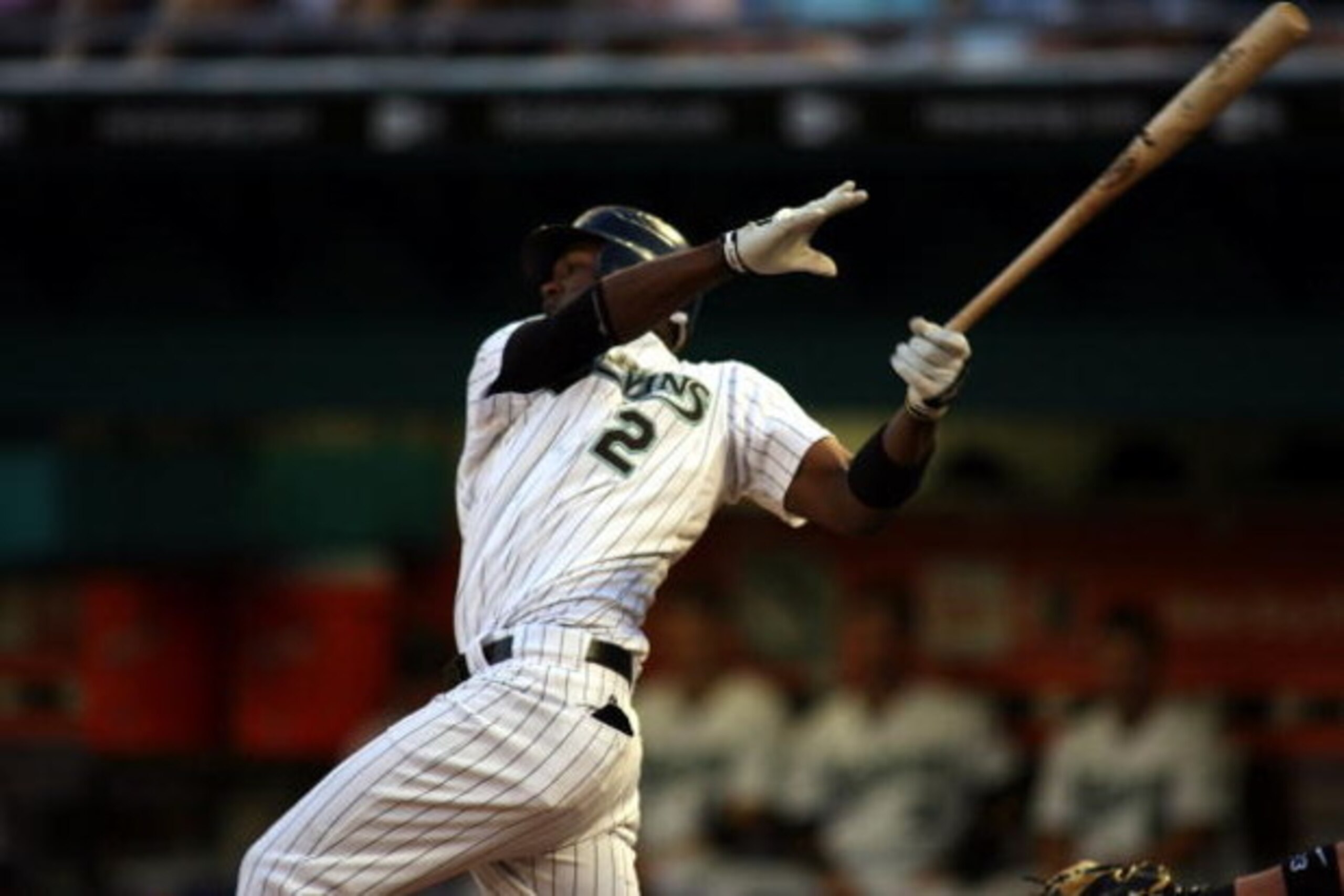 MIAMI - JULY 30:  Hanley Ramirez #2 of the Florida Marlins bats against the New York Mets on July 30, 2008 at Dolphin Stadium in Miami, Florida.  The Marlins defeated the Mets 7-4.  (Photo by Marc Serota/Getty Images)