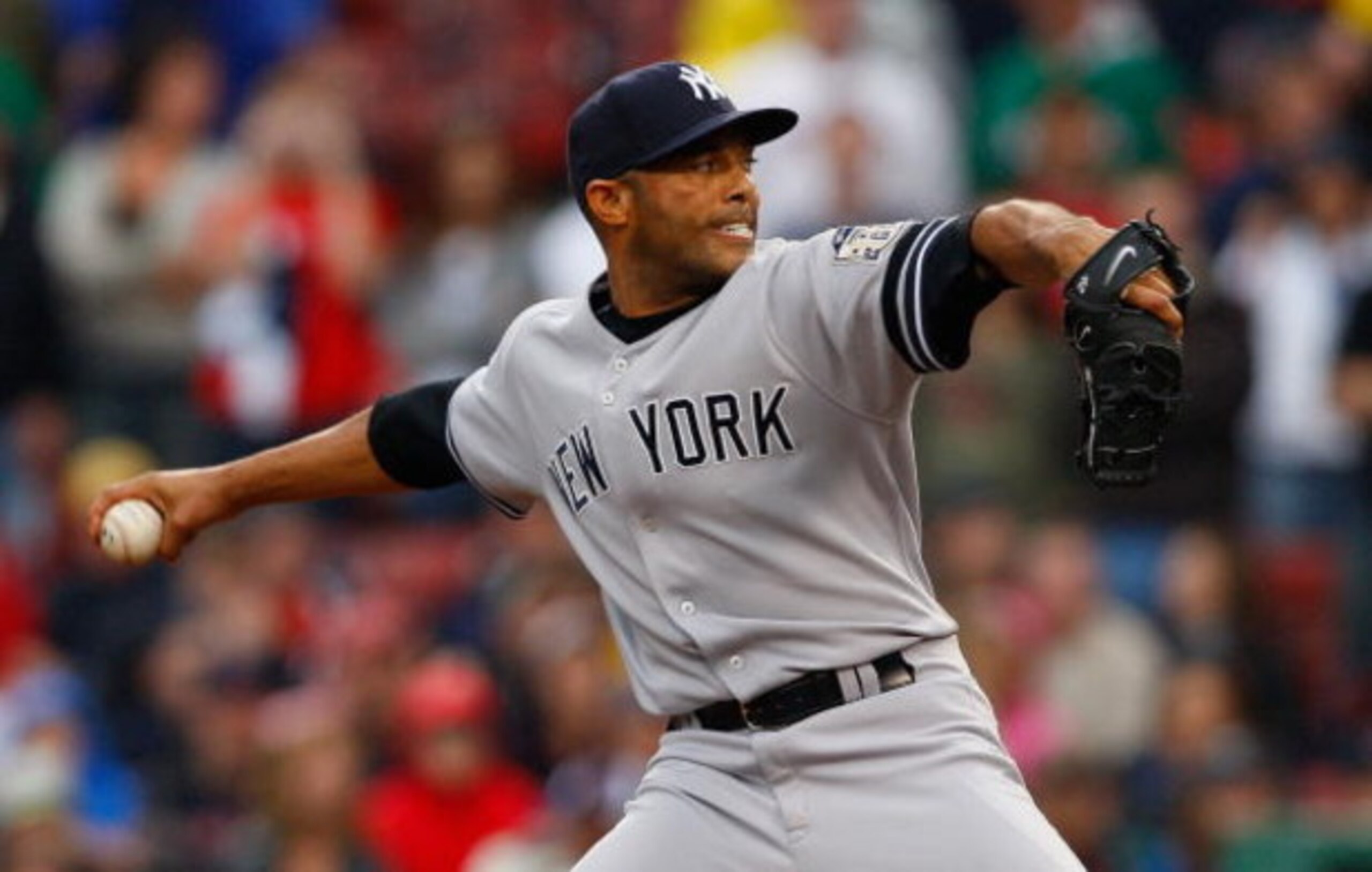 BOSTON - SEPTEMBER 28: Mariano Rivera #42 of the New York Yankees throws against the Boston Red Sox at Fenway Park September 28, 2008 in Boston, Massachusetts. (Photo by Jim Rogash/Getty Images)