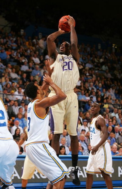 WESTWOOD, CA - FEBRUARY 19:  Quincy Pondexter #20 of the Washington Huskies goes up for the jump shot against Josh Shipp #3 of the UCLA Bruins in the first half during their NCAA basketball game at Pauley Pavilion February 19, 2009 in Westwood, California