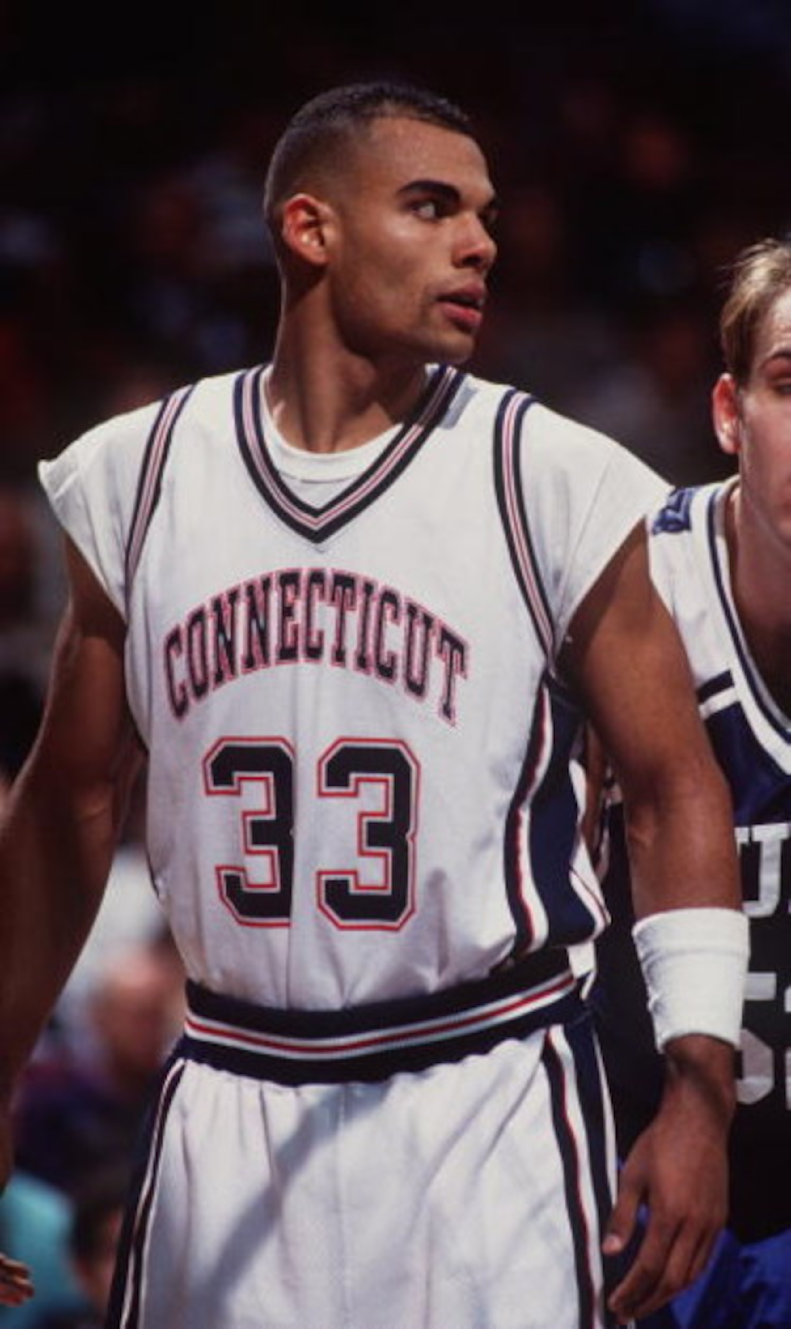 29 Nov 1994: UCONN FORWARD DONNY MARSHALL DURING THE HUSKIES 90-86 WIN OVER DUKE UNIVERSITY.