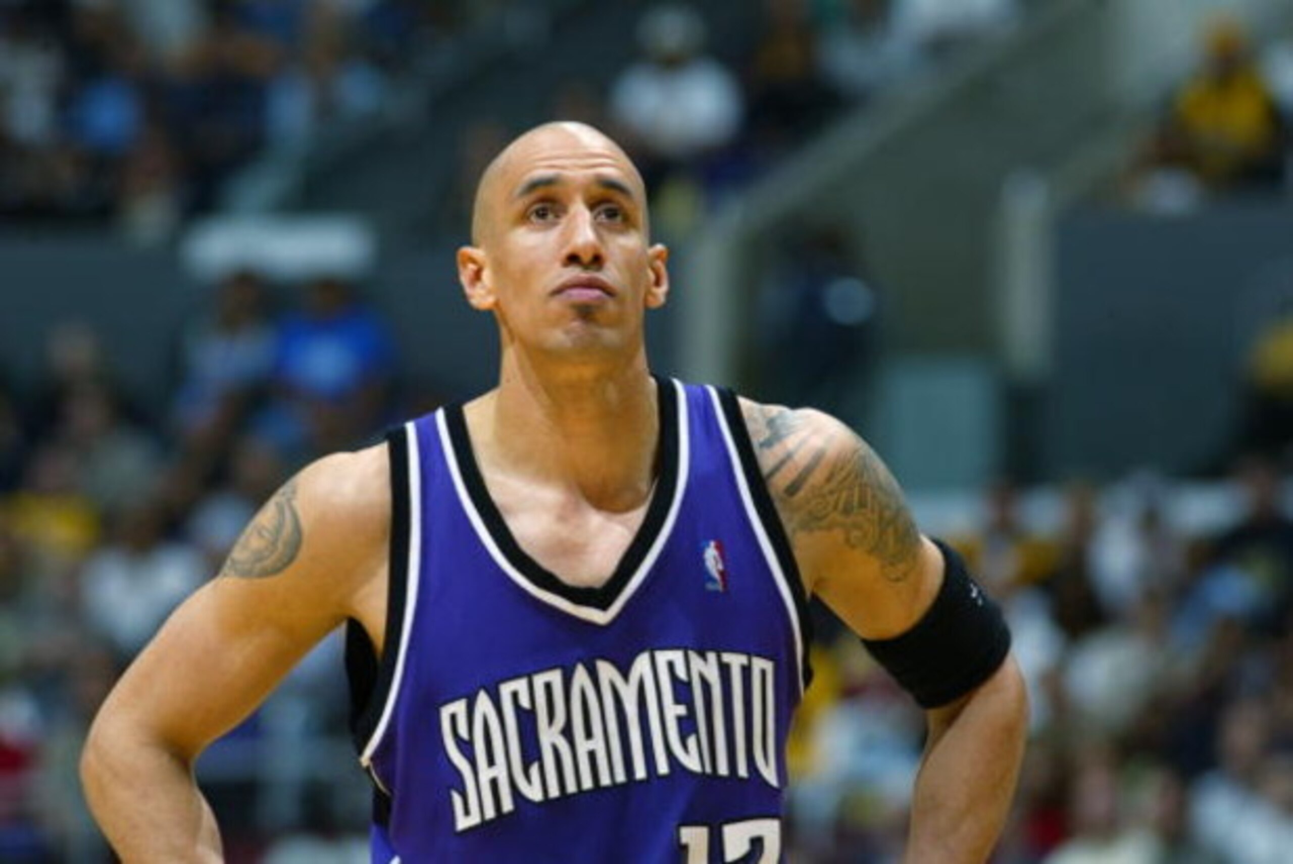 LOS ANGELES - APRIL 10:  Doug Christie #13 of the Sacramento Kings during the game against the Los Angeles Lakers at Staples Center on April 4, 2003 in Los Angeles, California.  The Lakers won 117-104.  NOTE TO USER: User expressly acknowledges and agrees