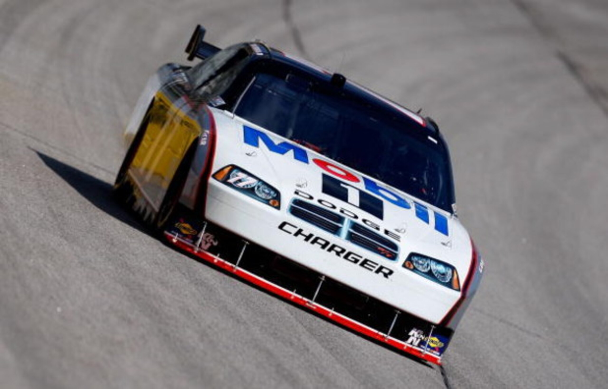 ATLANTA - MARCH 06:  Sam Hornish Jr., driver of the #77 Mobil 1 Dodge, drives during practice for the NASCAR Sprint Cup Series Kobalt Tools 500 at the Atlanta Motor Speedway on March 6, 2009 in Hampton, Georgia.  (Photo by Kevin C. Cox/Getty Images)