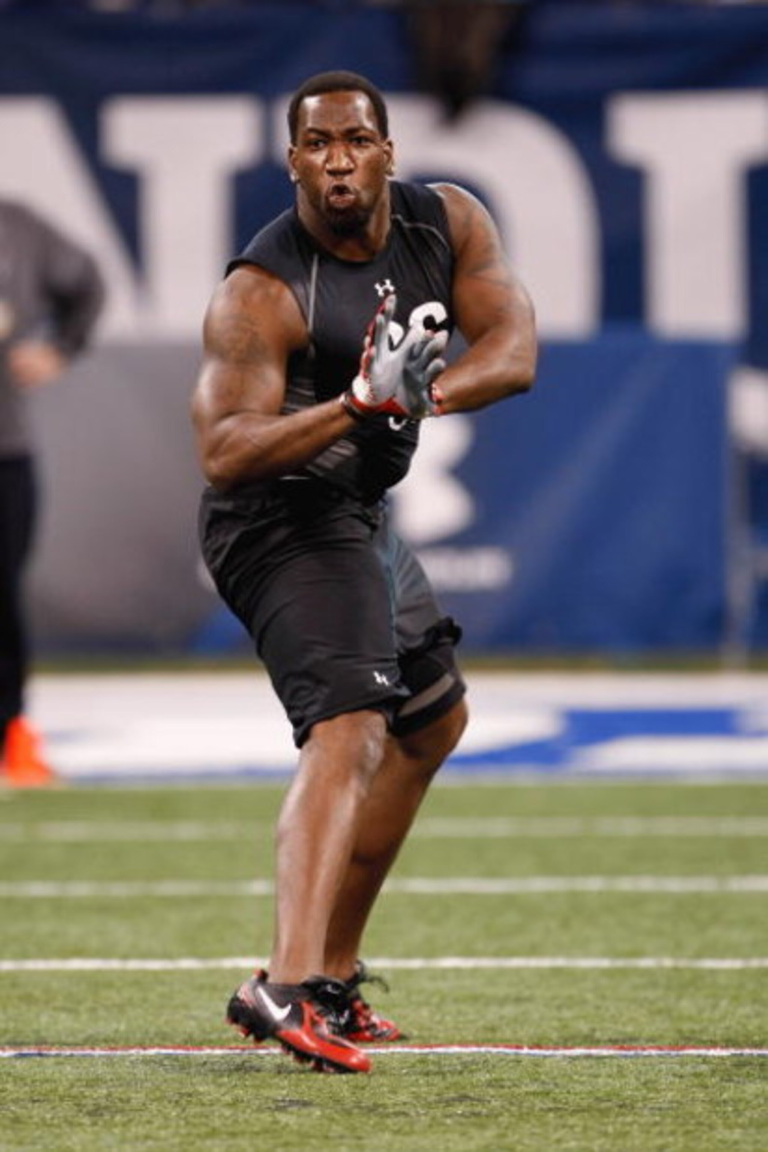 INDIANAPOLIS, IN - FEBRUARY 21:  Offensive lineman Jamon Meredith of South Carolina runs in practice drills during the NFL Scouting Combine presented by Under Armour at Lucas Oil Stadium on February 21, 2009 in Indianapolis, Indiana. (Photo by Scott Boehm