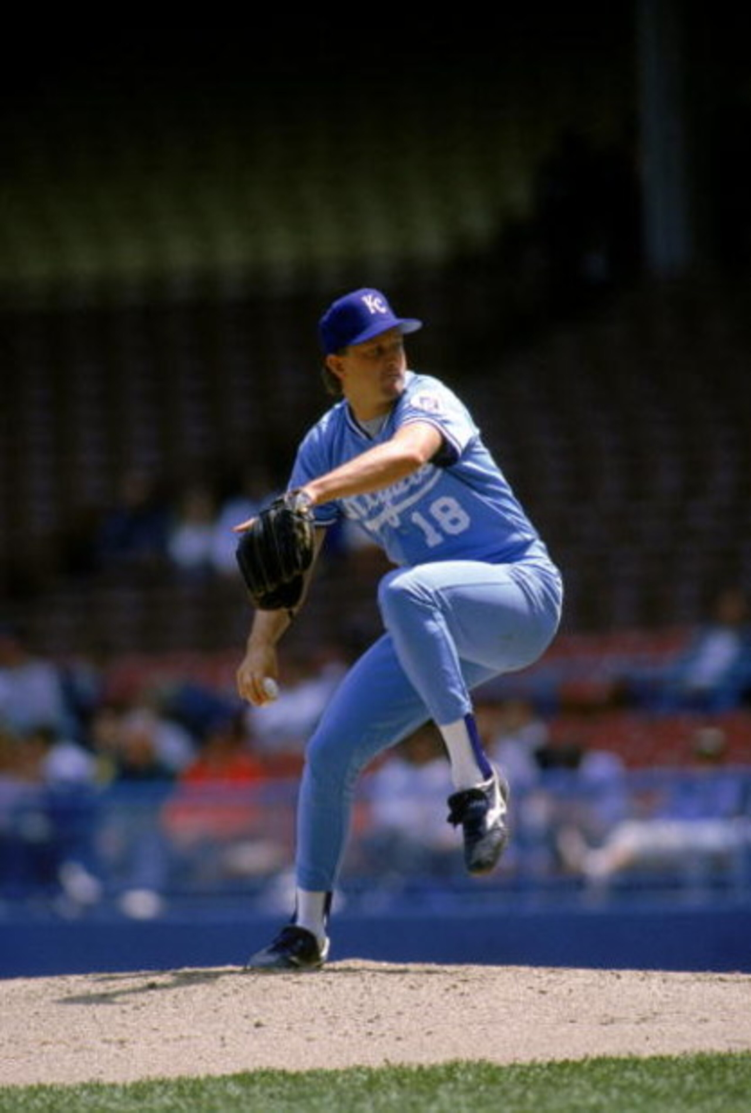 1990: Bret Saberhagen #31 of the Kansas City Royals delivers a pitch during a game in 1990 season. (Photo by Rick Stewart/Getty Images) 1990: Bret Saberhagen #31 of the Kansas City Royals delivers a pitch during a game in 1990 season. (Photo by Rick Stewart/Getty Images)