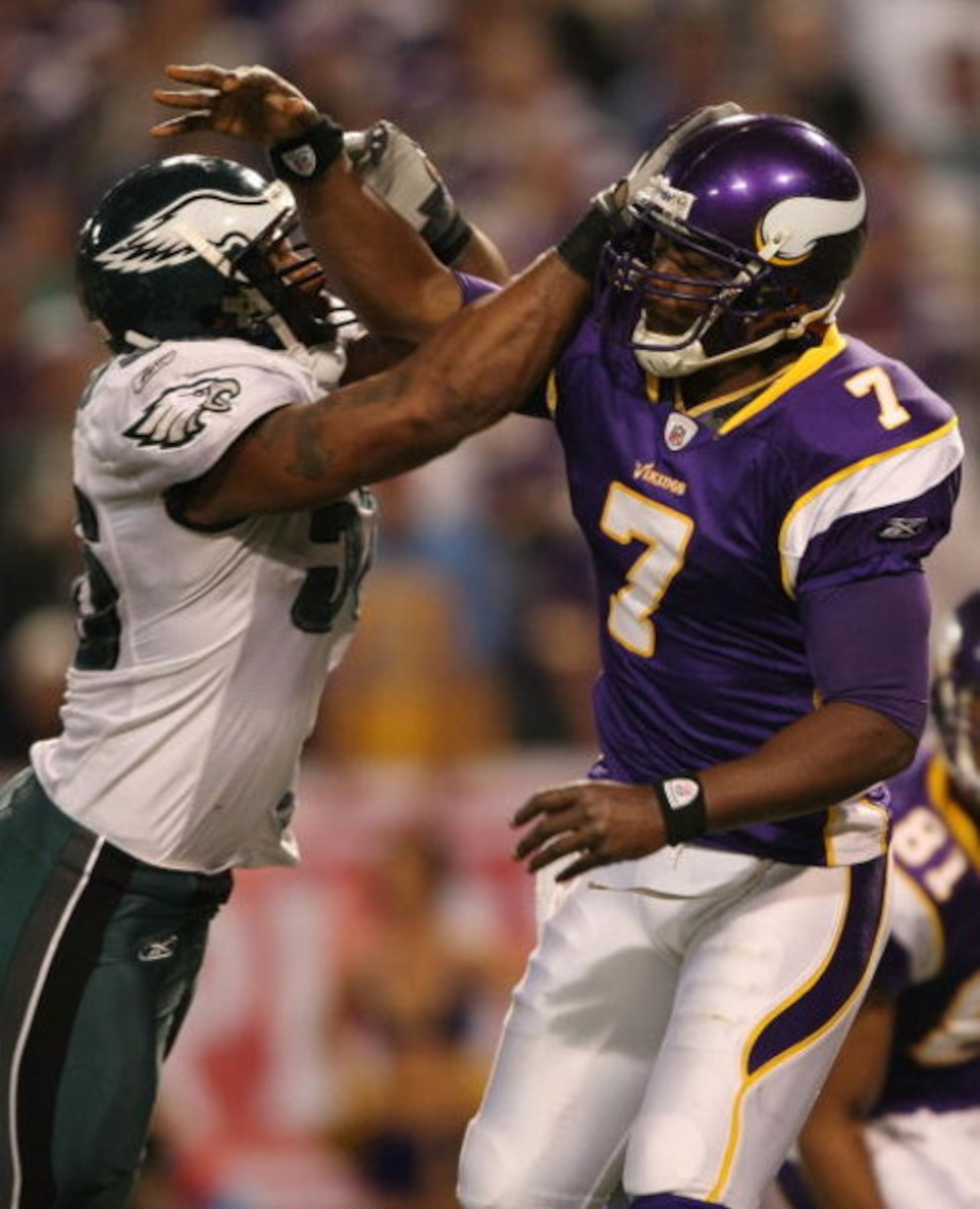 MINNEAPOLIS - JANUARY 04: Akeem Jordan #56 of the Philadelphia Eagles is called for roughing the passer as he hits Tarvaris Jackson #7 of the Minnesota Vikings during the NFC Wild Card playoff game on January 4, 2009 at the Hubert H. Humphrey Metrodome i MINNEAPOLIS - JANUARY 04: Akeem Jordan #56 of the Philadelphia Eagles is called for roughing the passer as he hits Tarvaris Jackson #7 of the Minnesota Vikings during the NFC Wild Card playoff game on January 4, 2009 at the Hubert H. Humphrey Metrodome i