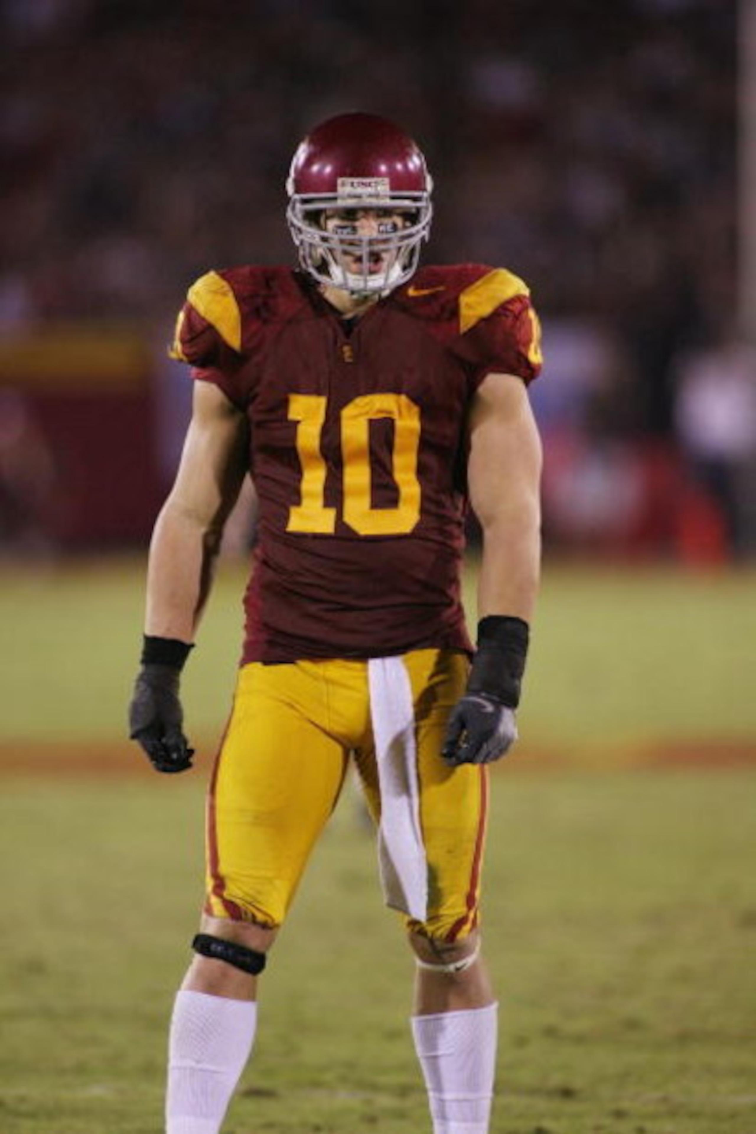 LOS ANGELES - NOVEMBER 8:  Brian Cushing #10 of the USC Trojans looks on against the California Bears on November 8, 2008 at the Los Angeles Memorial Coliseum in Los Angeles, California.  USC won 17-3.  (Photo by Jeff Golden/Getty Images)