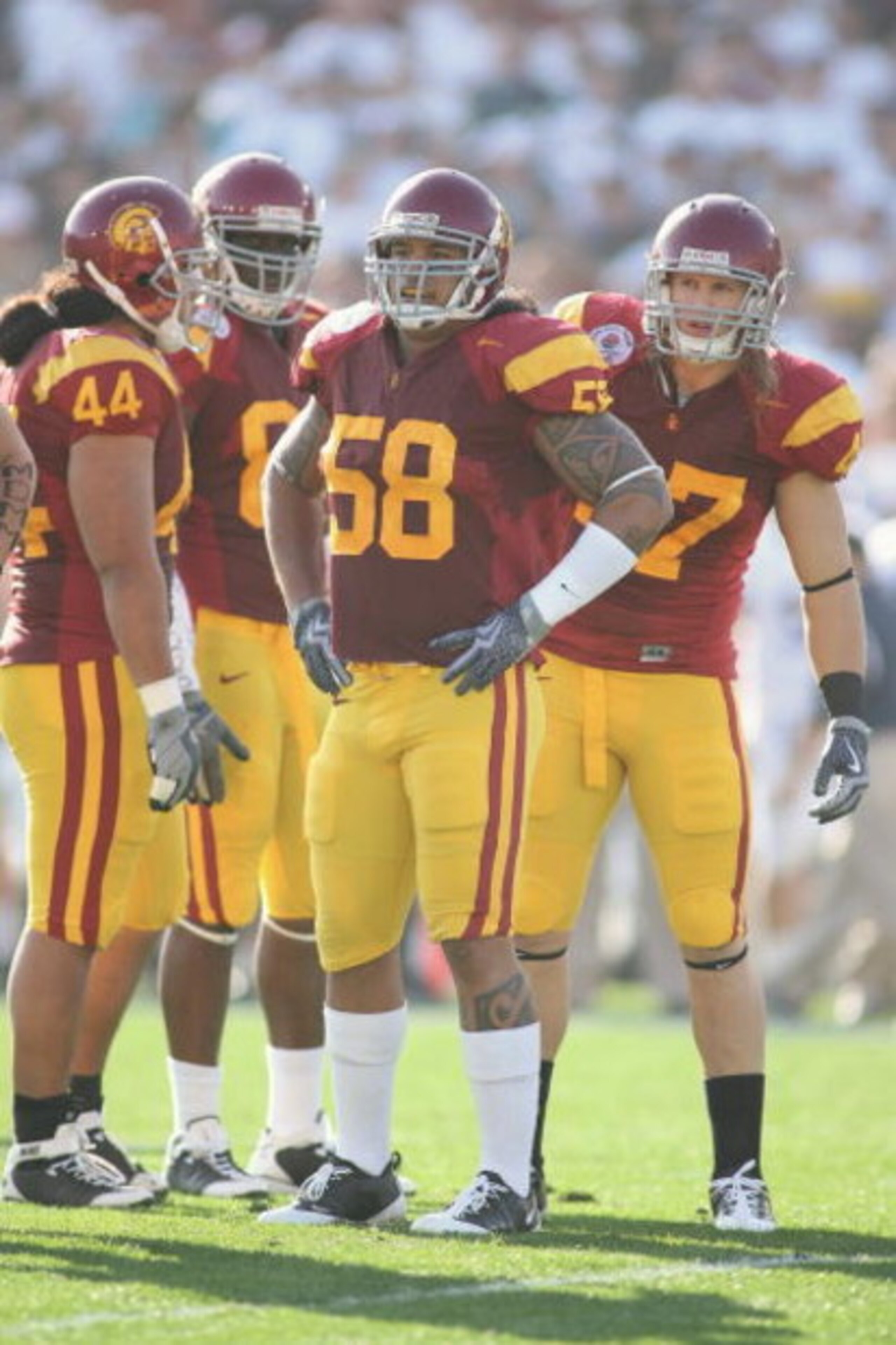 PASADENA, CA - JANUARY 1:  Rey Maualuga #58 and Clay Matthews #47 of the USC Trojans look on against the Penn State Nittany Lions on January 1, 2009 at the Rose Bowl in Pasadena, California.  USC won 38-24.  (Photo by Jeff Golden/Getty Images)