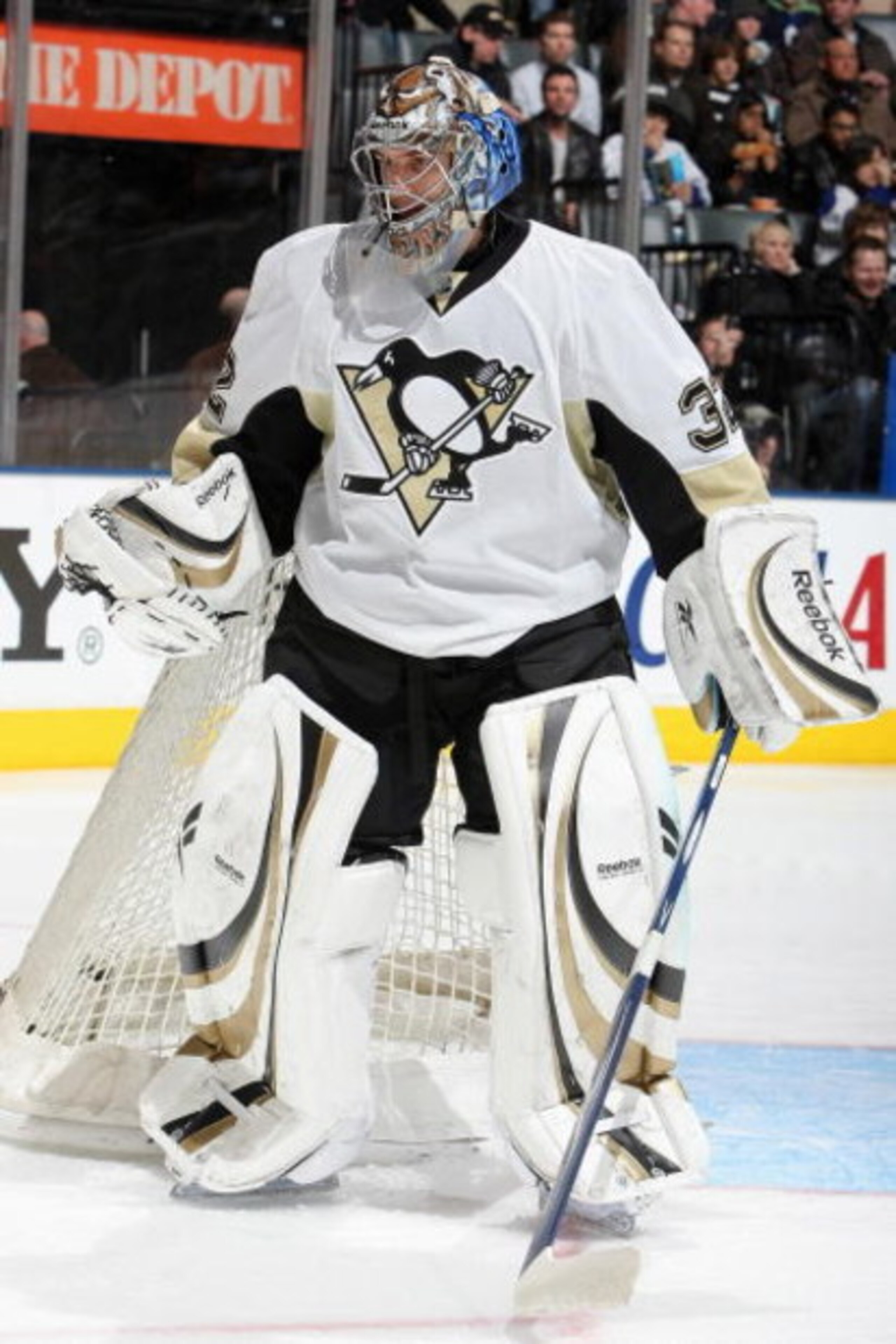TORONTO - JANUARY 31:  Mathieu Garon #32 of the Pittsburgh Penguins looks on during the game against the Toronto Maple Leafs at Air Canada Centre on January 31, 2009 in Toronto, Ontario, Canada. (Photo by Dave Sandford/Getty Images)