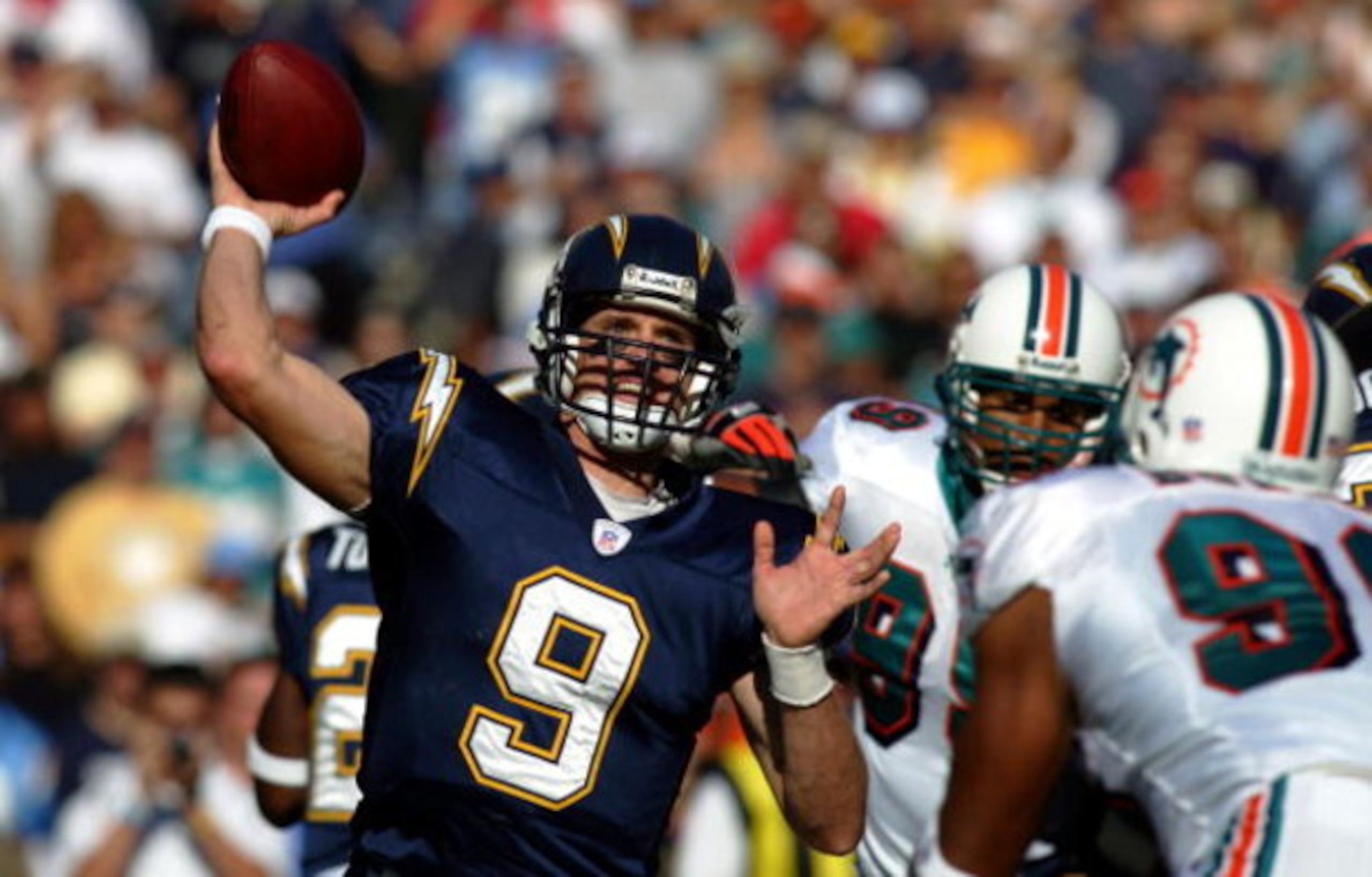 SAN DIEGO, CA -  DECEMBER 11:  Quarterback Drew Brees #9 of the San Diego Chargers throws the ball against Miami Dolphins during the first half of their NFL Game on December 11, 2005 at Qualcomm Stadium in San Diego, California.  (Photo by Donald Miralle/