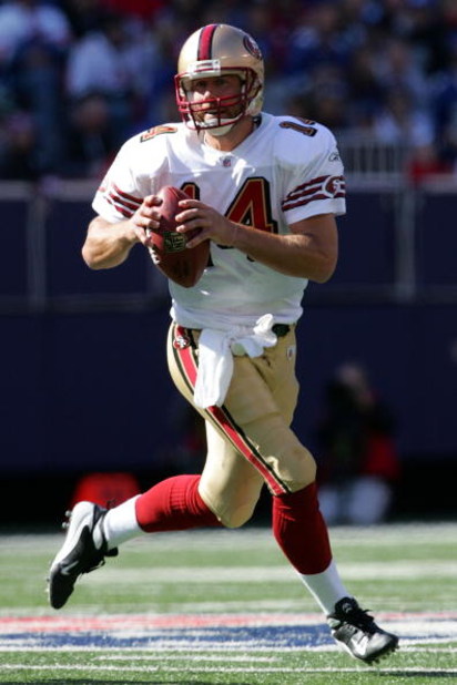 EAST RUTHERFORD, NJ - OCTOBER 19: Quarterback J.T. O'Sullivan of the San Francisco 49ers prepares to throw the ball against the New York Giants on October 19, 2008 at Giant Stadium in East Rutherford, New Jersey. The Giants defeated the 49ers 29-17. (Phot