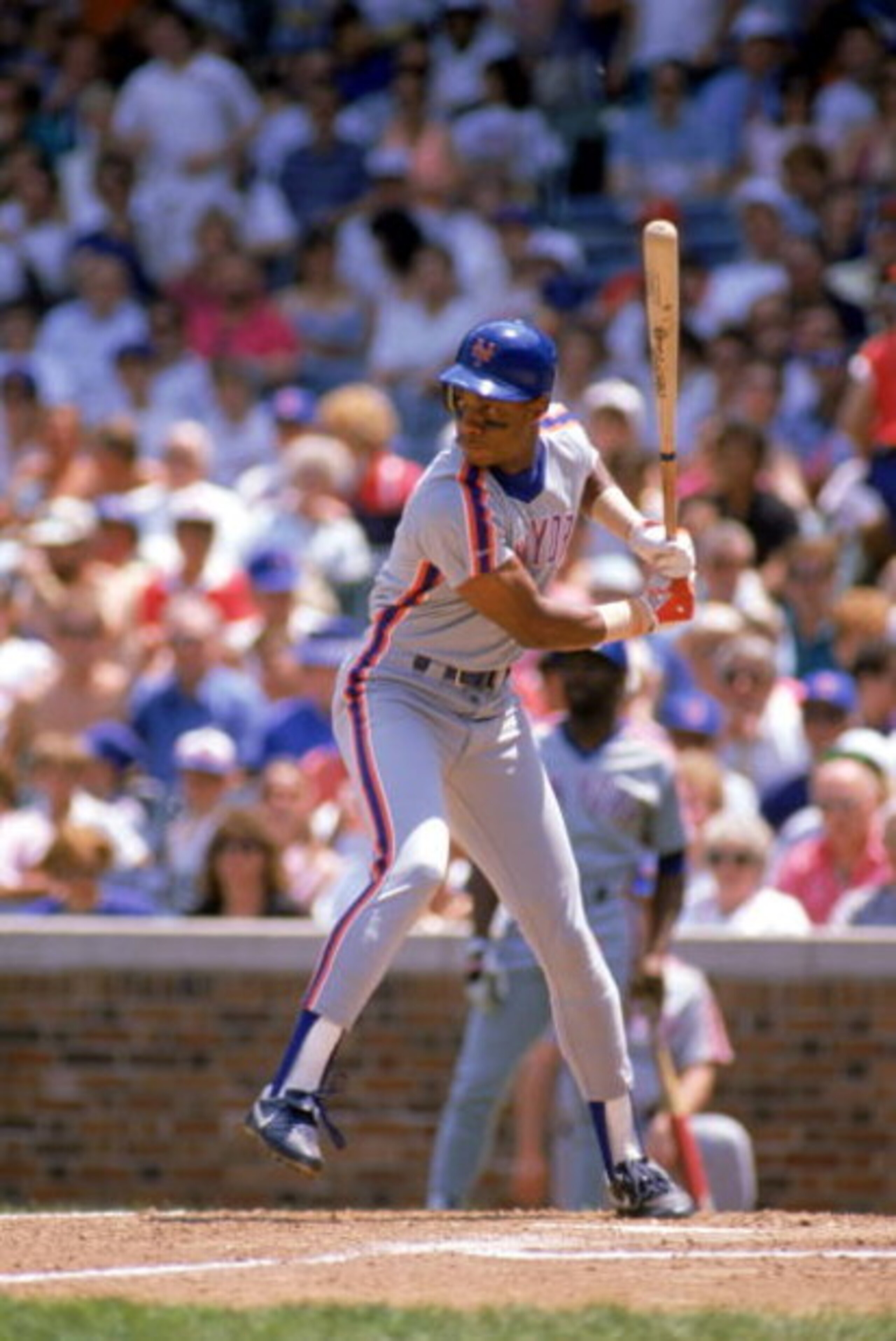 1989: Darryl Strawberry of the New York Mets steps into the swing during a game in the 1989 season. ( Photo by: Jonathan Daniel/Getty Images