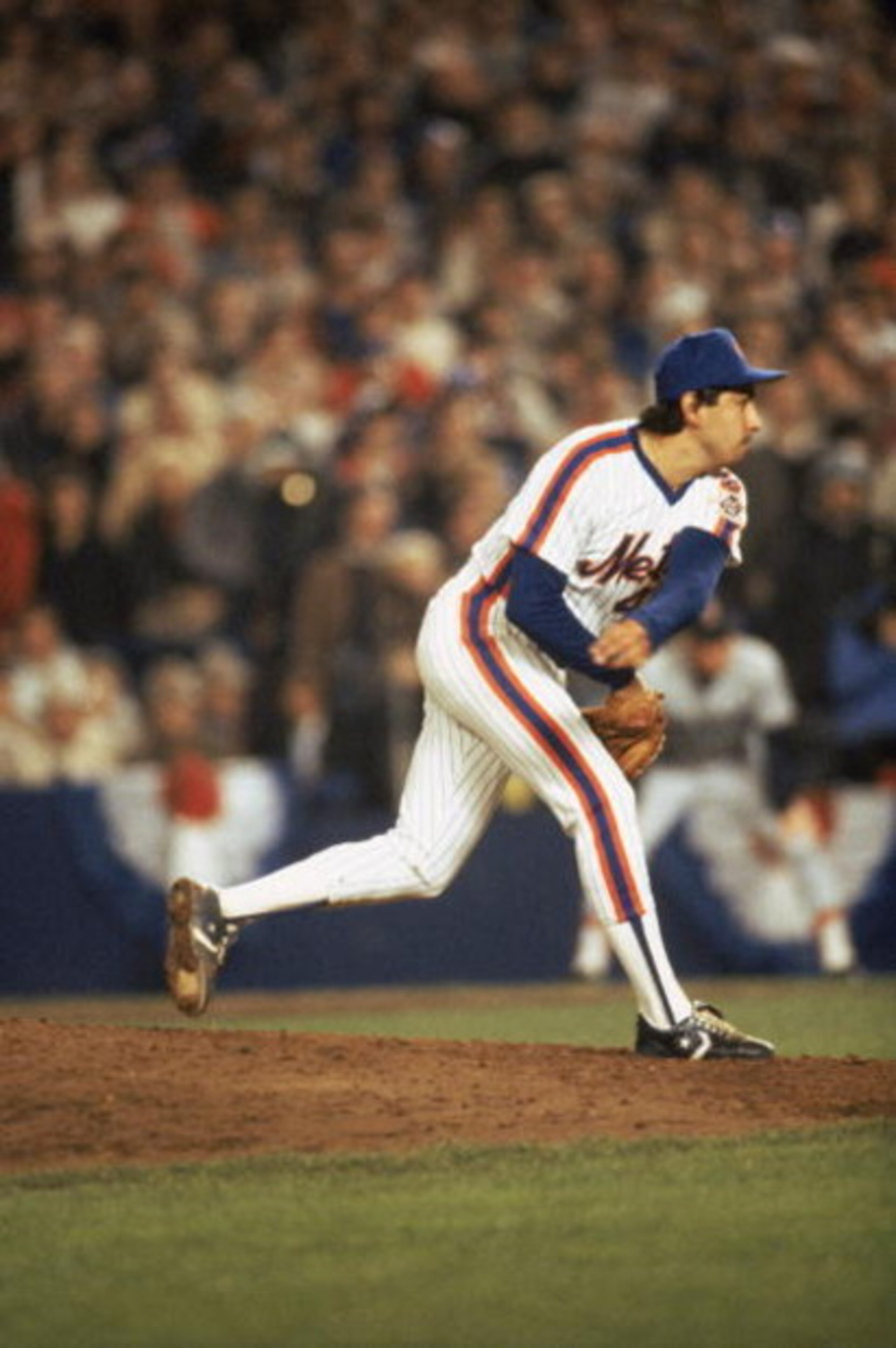 FLUSHING, NY - 1986:  Jesse Orosco #47 of the New York Mets delivers a pitch during the MLB game against the Boston Red Sox at Shea Stadium during the 1986 season in Flushing, New York.  (Photo by T.G. Higgins/Getty Images)
