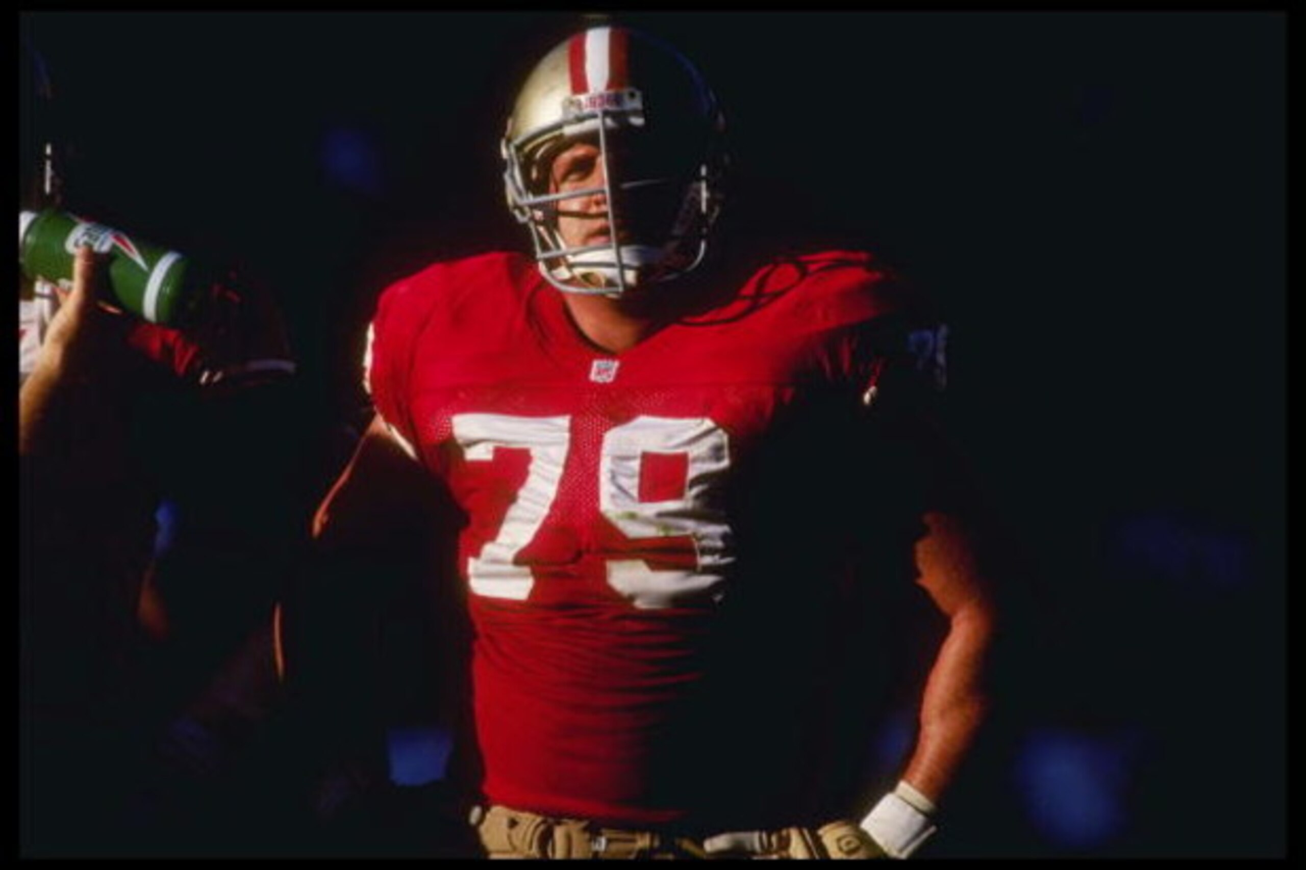 1 Nov 1992: Offensive lineman Harris Barton of the San Francisco 49ers looks on during a game against the Phoenix Cardinals. The Cardinals won the game, 24-14. Mandatory Credit: Stephen Dunn /Allsport 1 Nov 1992: Offensive lineman Harris Barton of the San Francisco 49ers looks on during a game against the Phoenix Cardinals. The Cardinals won the game, 24-14. Mandatory Credit: Stephen Dunn /Allsport