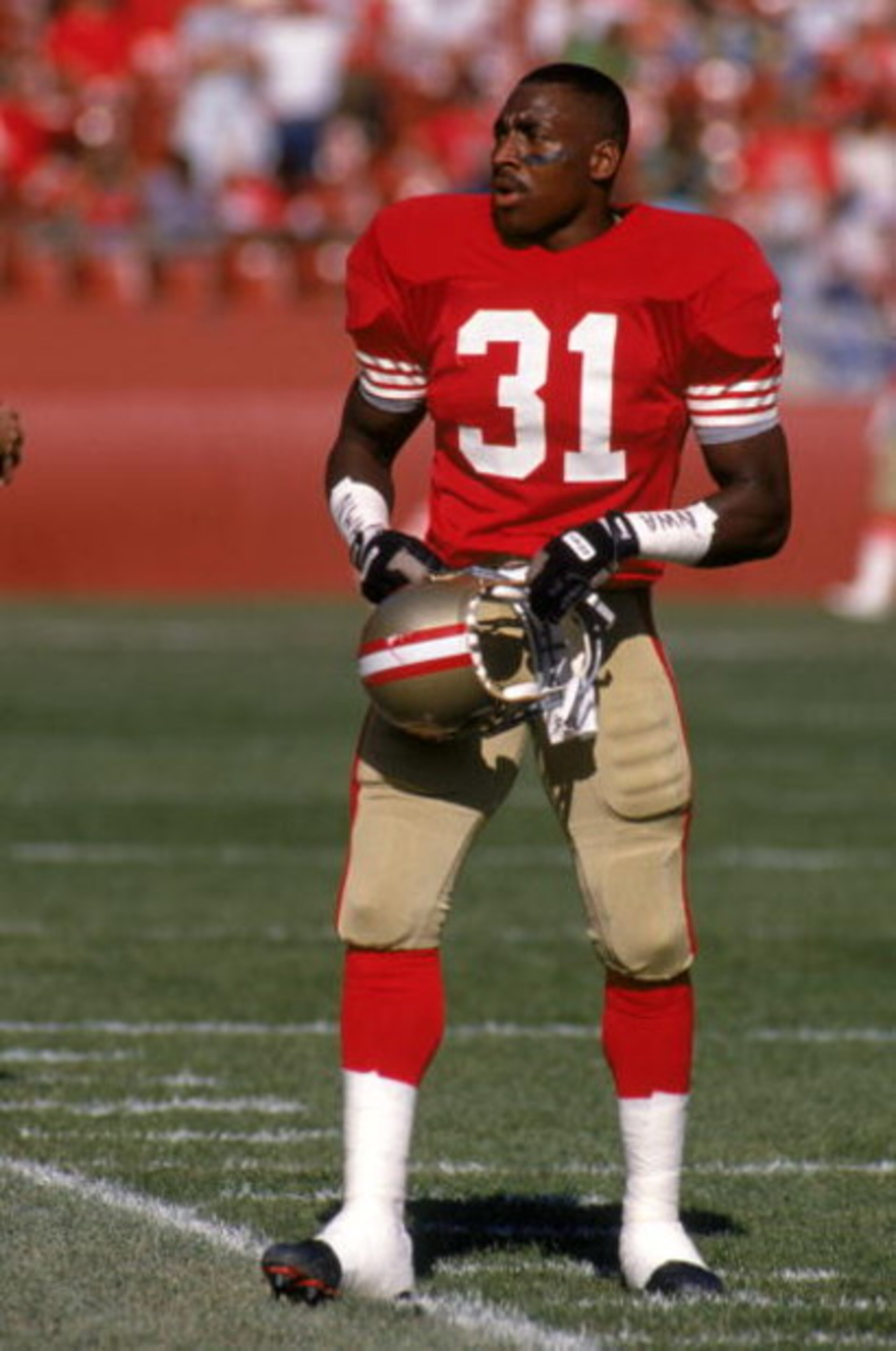 SAN FRANCISCO - NOVEMBER 19: Defensive back Chet Brooks #31 of the San Francisco 49ers looks on during a game against the Green Bay Packers at Candlestick Park on November 19, 1989 in San Francisco, California. The Packers won 21-17. (Photo by George R SAN FRANCISCO - NOVEMBER 19: Defensive back Chet Brooks #31 of the San Francisco 49ers looks on during a game against the Green Bay Packers at Candlestick Park on November 19, 1989 in San Francisco, California. The Packers won 21-17. (Photo by George R