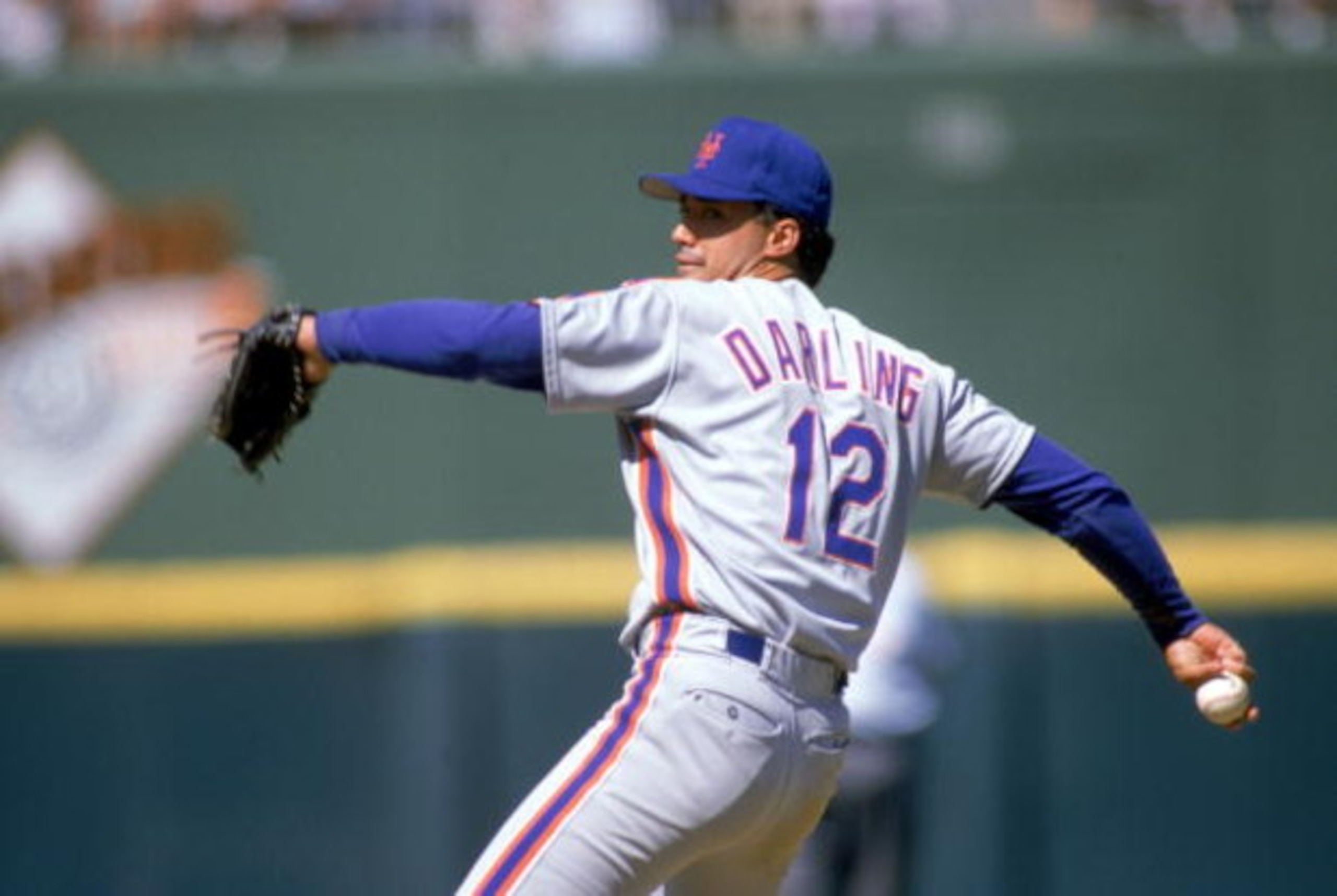 1988:  Ron Darling of the New York Mets winds back to pitch during a game in the 1988 season. ( Photo by: Stephen Dunn/Getty Images)