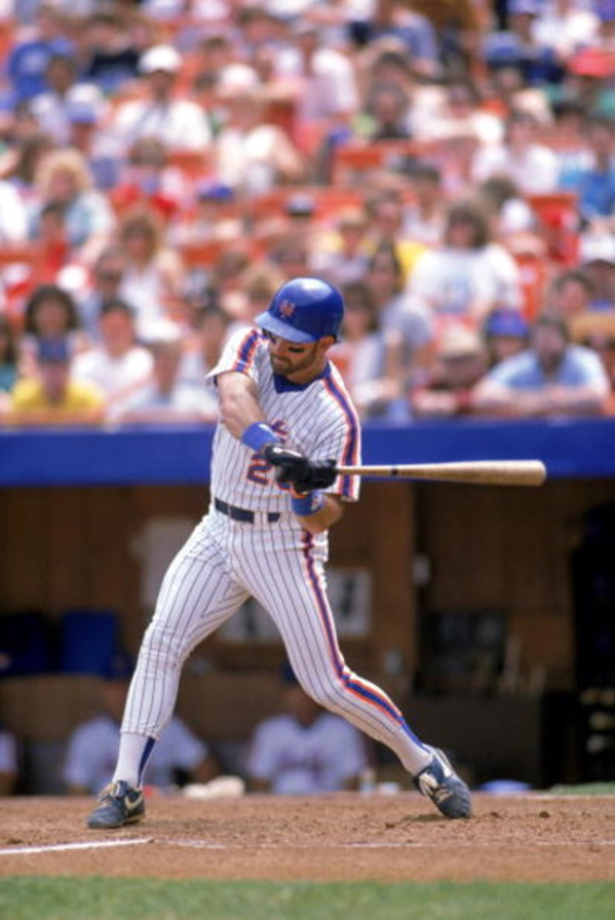 1989: Howard Johnson of the New York Mets swings at the pitch during a game in the 1989 season. ( Photo by: Rick Stewart/Getty Images)