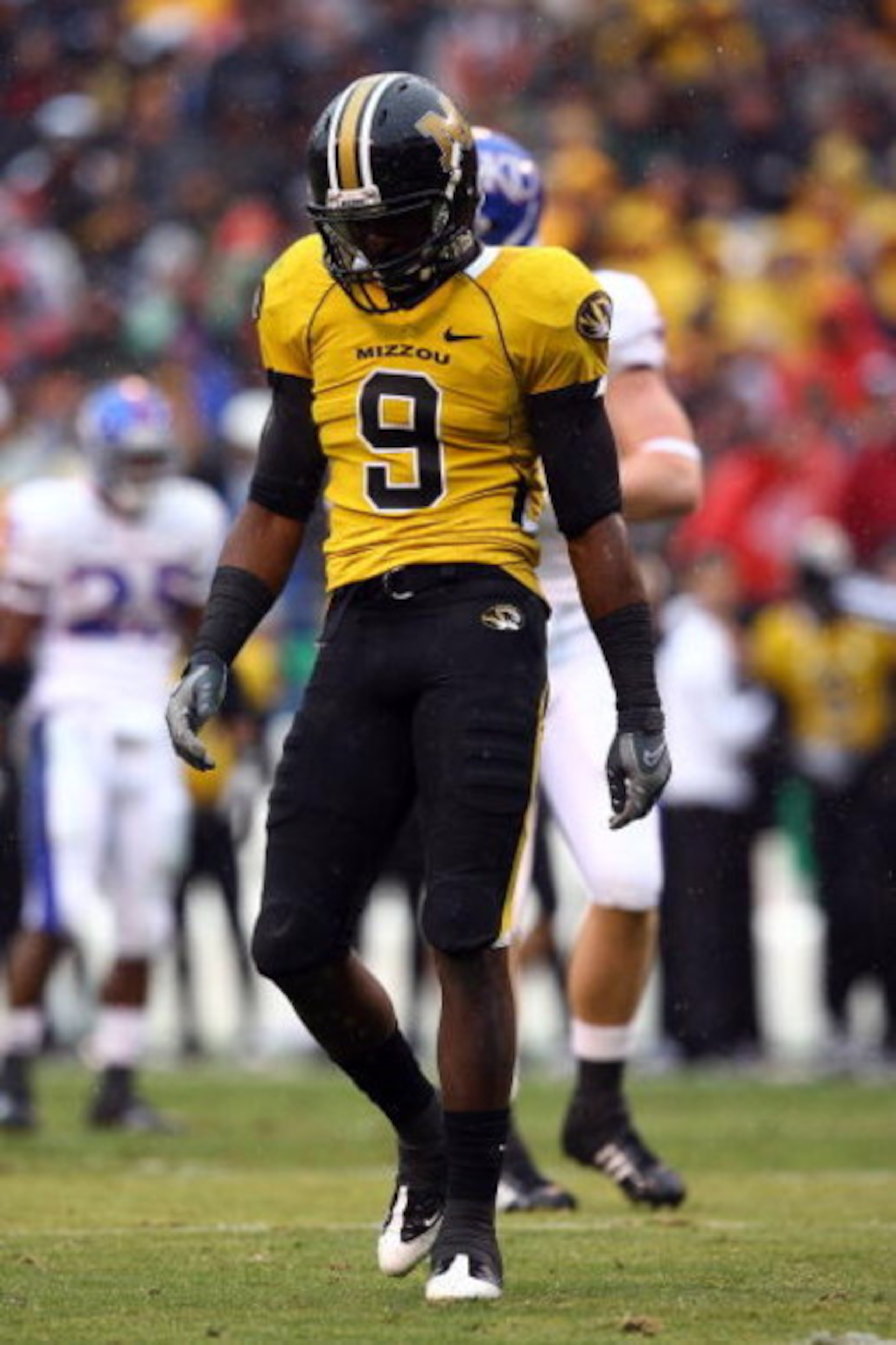 KANSAS CITY, MO - NOVEMBER 29:  Jeremy Maclin #9 of the Missouri Tigers walks off the field during the game against the Kansas Jayhawks on November 29, 2008 at Arrowhead Stadium in Kansas City, Missouri.  (Photo by Jamie Squire/Getty Images)