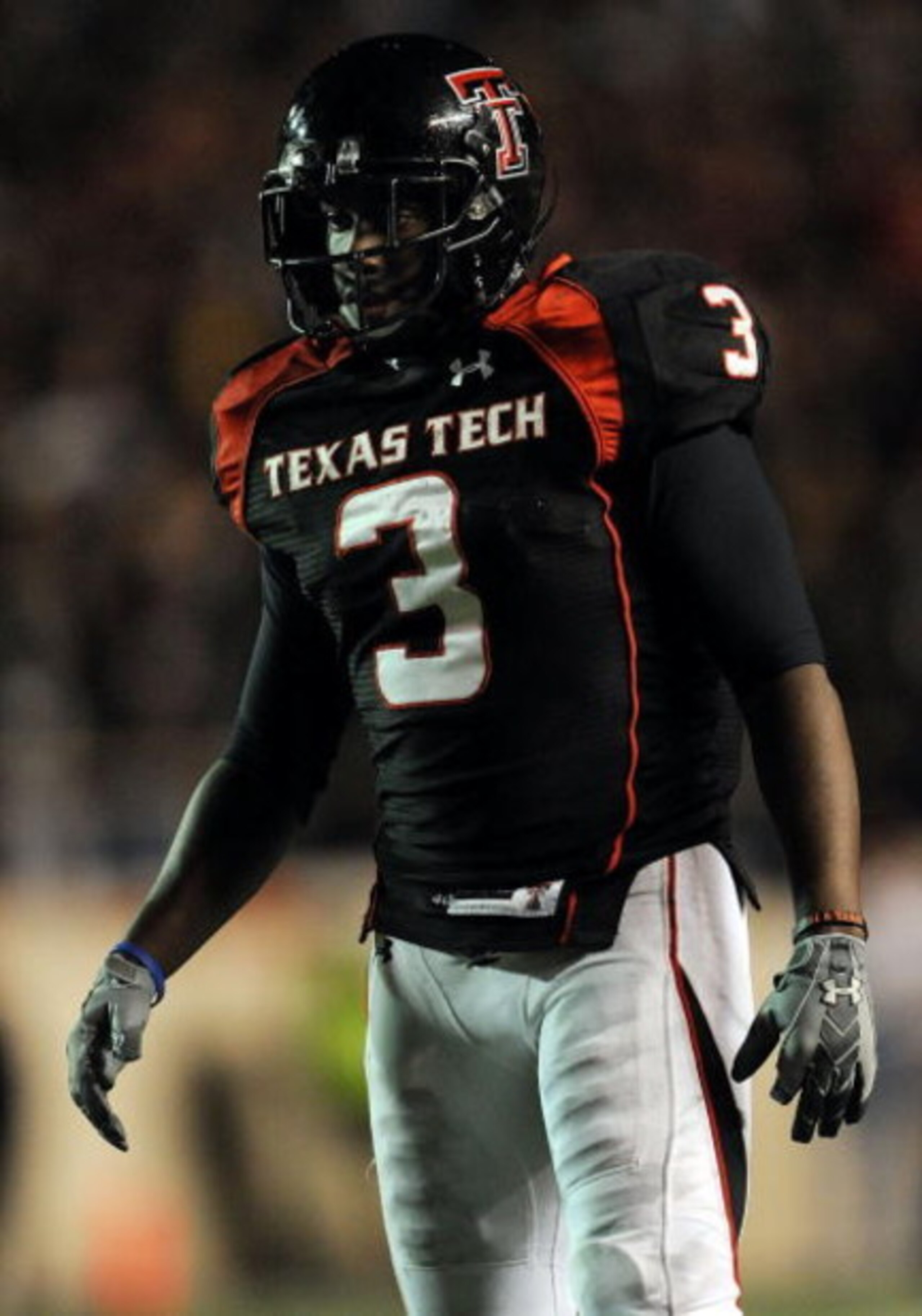 LUBBOCK, TX - NOVEMBER 08:  Defensive back Jamar Wall #3 of the Texas Tech Red Raiders during play against the Oklahoma State Cowboys at Jones AT&T Stadium on November 8, 2008 in Lubbock, Texas.  (Photo by Ronald Martinez/Getty Images)