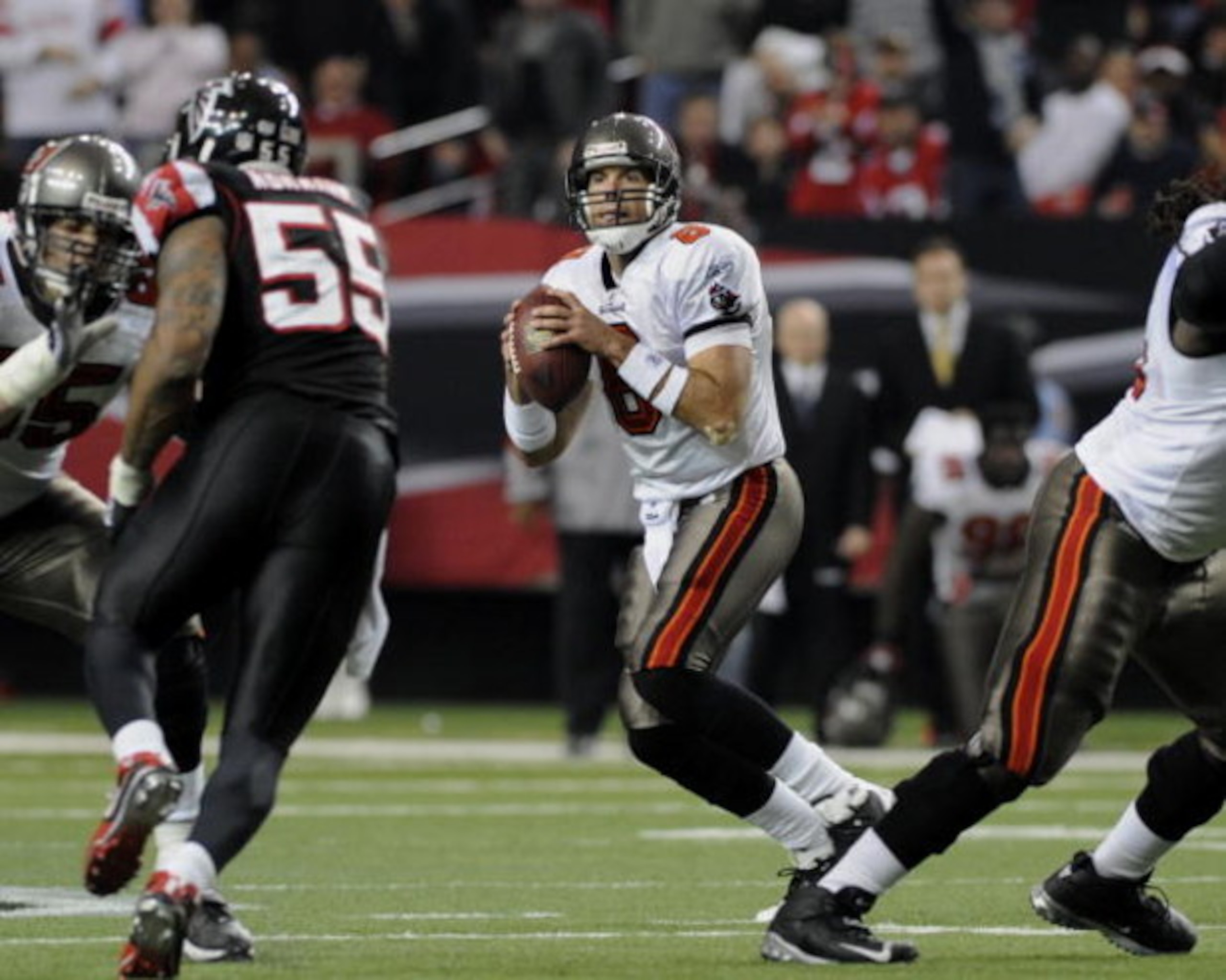 ATLANTA - DECEMBER 14: Quarterback Brian Griese #8 of the Tampa Bay Buccaneers sets to pass against the Atlanta Falcons at the Georgia Dome on December 14, 2008 in Atlanta, Georgia.  (Photo by Al Messerschmidt/Getty Images) 