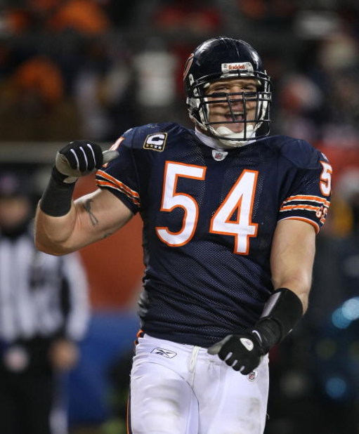 CHICAGO - DECEMBER 22: Brian Urlacher #54 of the Chicago Bears celebrates near the end of a game against the Green Bay Packers on December 22, 2008 at Soldier Field in Chicago, Illinois. The Bears defeated the Packers 20-17 in overtime. (Photo by Jonathan