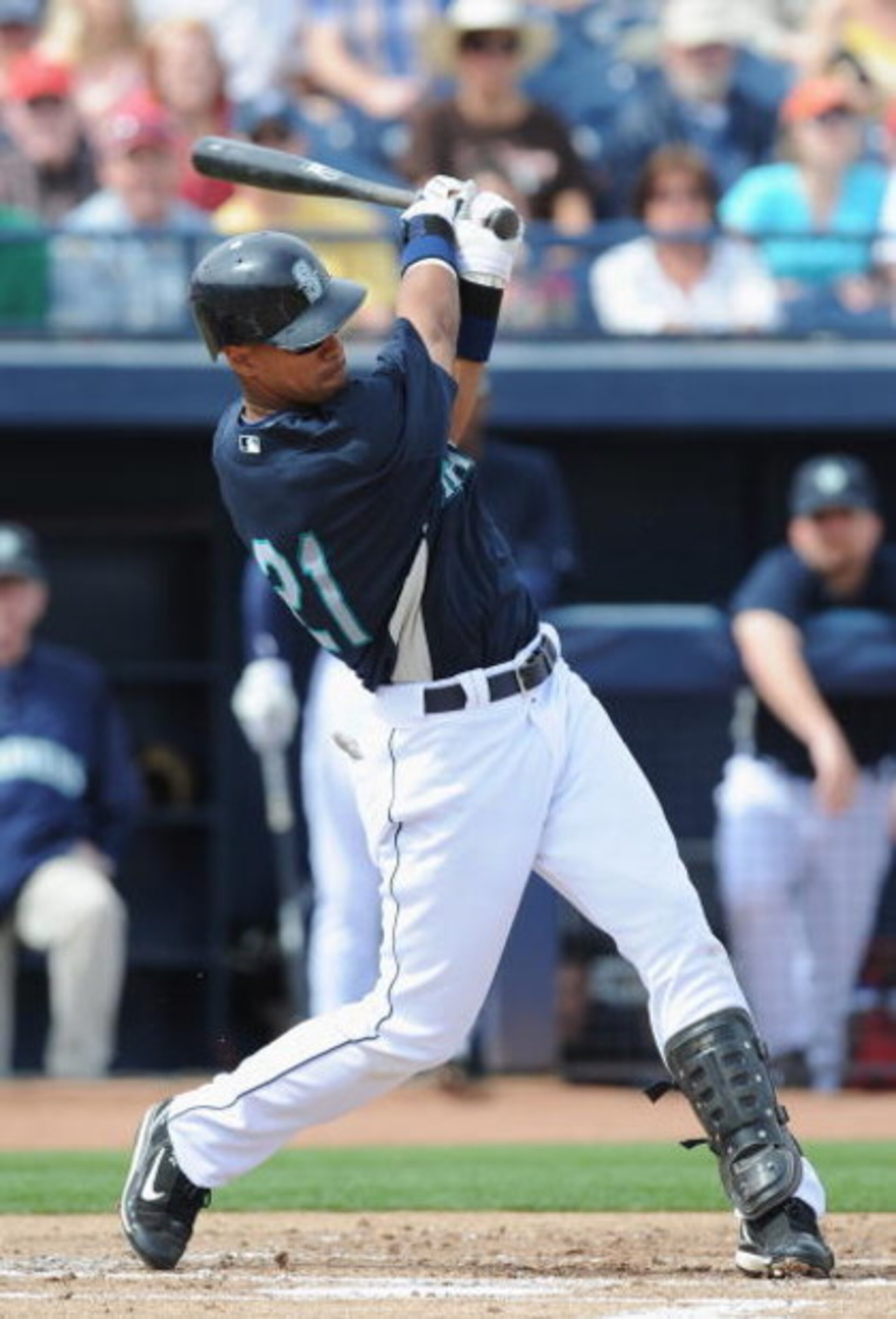 PEORIA, AZ - MARCH 08:  Franklin Gutierrez #21 of the Seattle Mariners bats during a Spring Training game against the Arizona Diamondbacks at Peoria Stadium on March 8, 2009 in Peoria, Arizona.  (Photo by Lisa Blumenfeld/Getty Images)