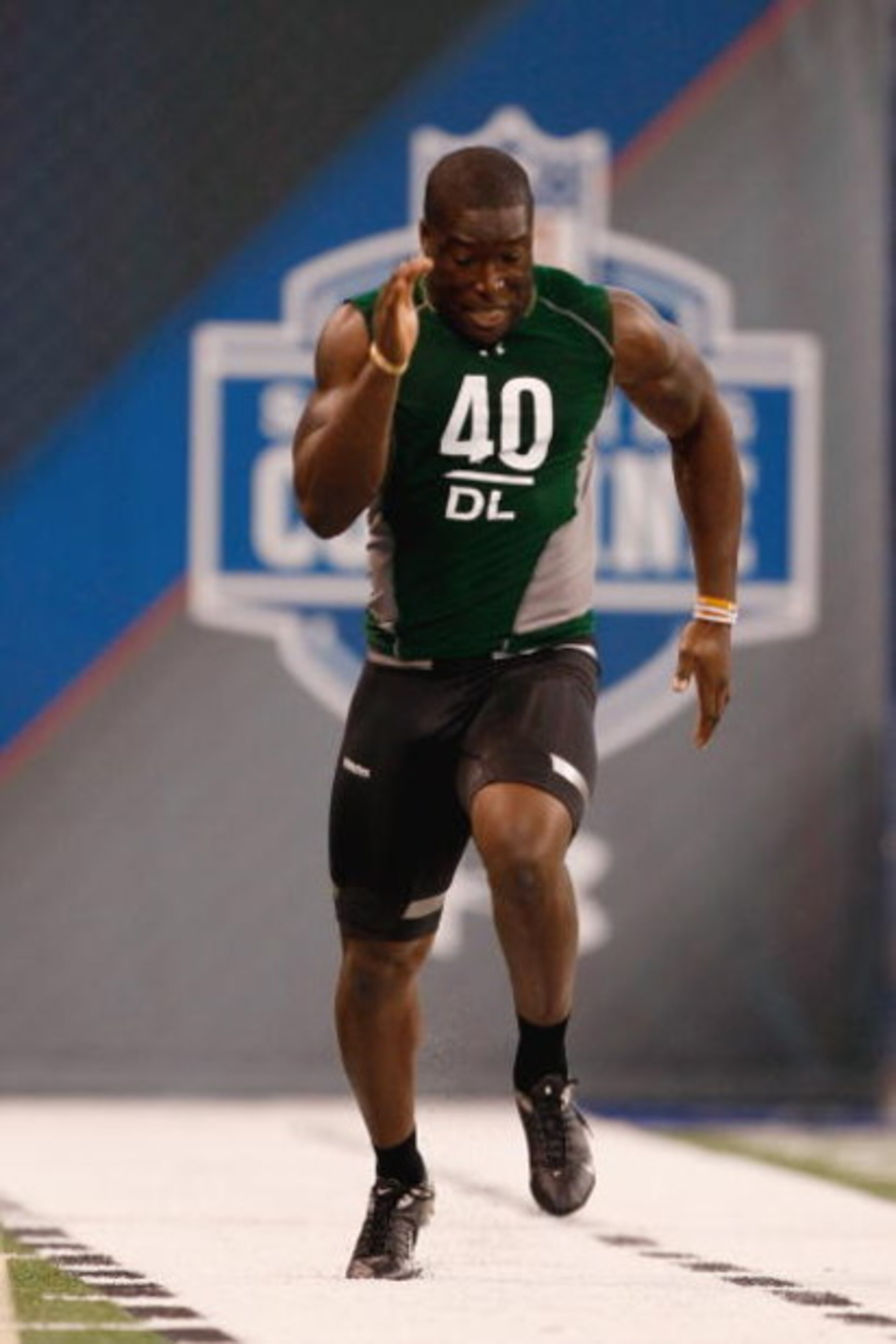 INDIANAPOLIS, IN - FEBRUARY 23: Defensive lineman Brian Orakpo of Texas Austin runs the 40 yard dash during the NFL Scouting Combine presented by Under Armour at Lucas Oil Stadium on February 23, 2009 in Indianapolis, Indiana. (Photo by Scott Boehm/Getty INDIANAPOLIS, IN - FEBRUARY 23: Defensive lineman Brian Orakpo of Texas Austin runs the 40 yard dash during the NFL Scouting Combine presented by Under Armour at Lucas Oil Stadium on February 23, 2009 in Indianapolis, Indiana. (Photo by Scott Boehm/Getty