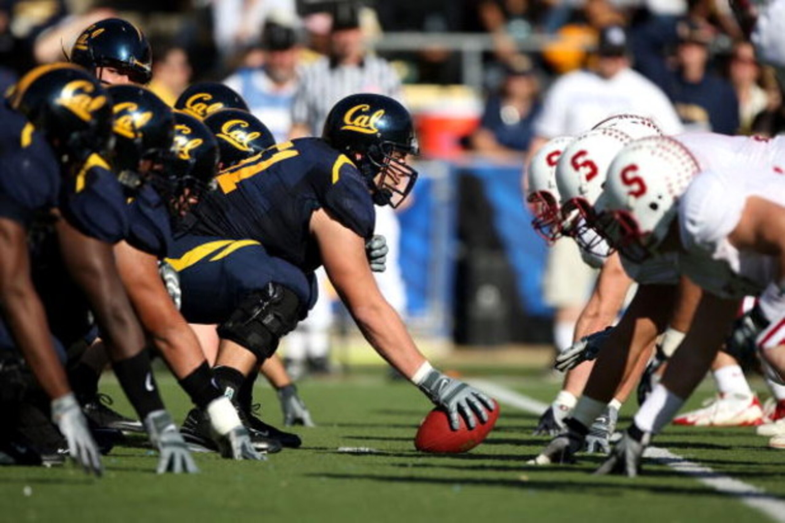 BERKELEY, CA - NOVEMBER 22: Alex Mack #51 of the California Golden Bears lines up against the Stanford Cardinal during an NCAA football game on November 22, 2008 at Memorial Stadium in Berkeley, California. (Photo by Jed Jacobsohn/Getty Images) BERKELEY, CA - NOVEMBER 22: Alex Mack #51 of the California Golden Bears lines up against the Stanford Cardinal during an NCAA football game on November 22, 2008 at Memorial Stadium in Berkeley, California. (Photo by Jed Jacobsohn/Getty Images)