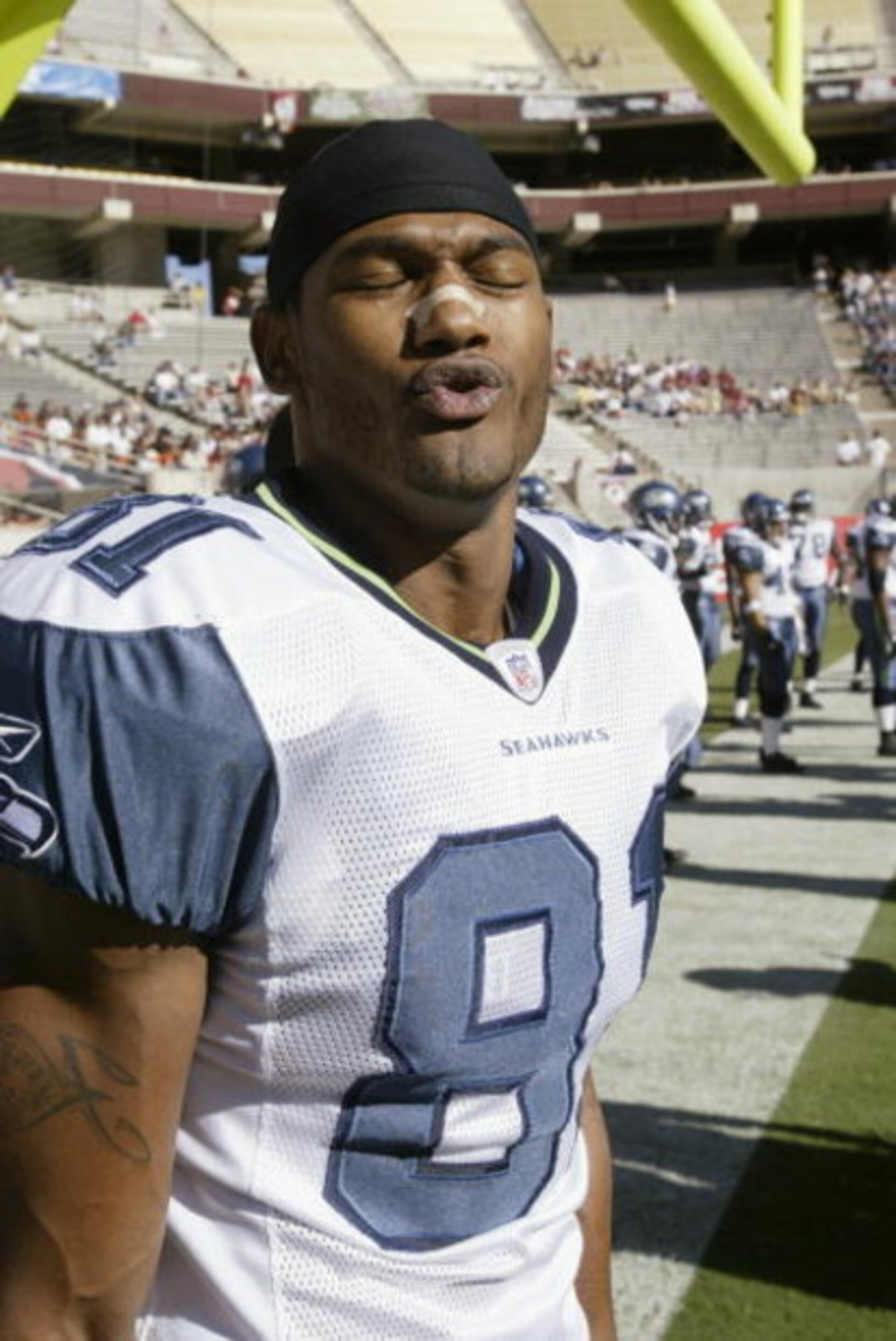 TEMPE, AZ - NOVEMBER 10:  Wide receiver Koren Robinson #81 of the Seattle Seahawks stands on the field before the NFL game against the Arizona Cardinals on November 10, 2002 at Sun Devil Stadium in Tempe, Arizona.  The Seahawks won 27-6. (Photo by Stephen