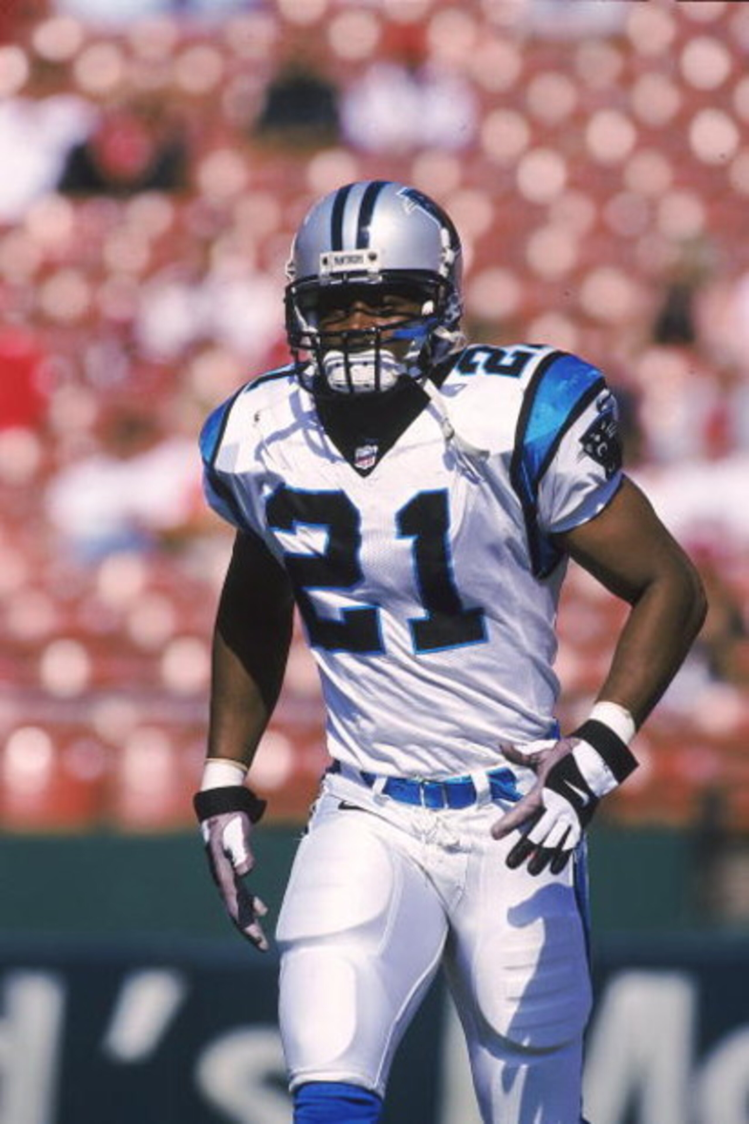 17 Oct 1999: Tim Biakabutuka #21 of the Carolina Panthers runs on the field during the game against the San Francisco 49ers at 3Com Park in San Francisco, California. The Panthers defeated the 49ers 31-29. Mandatory Credit: Otto Greule Jr.  /Allsport