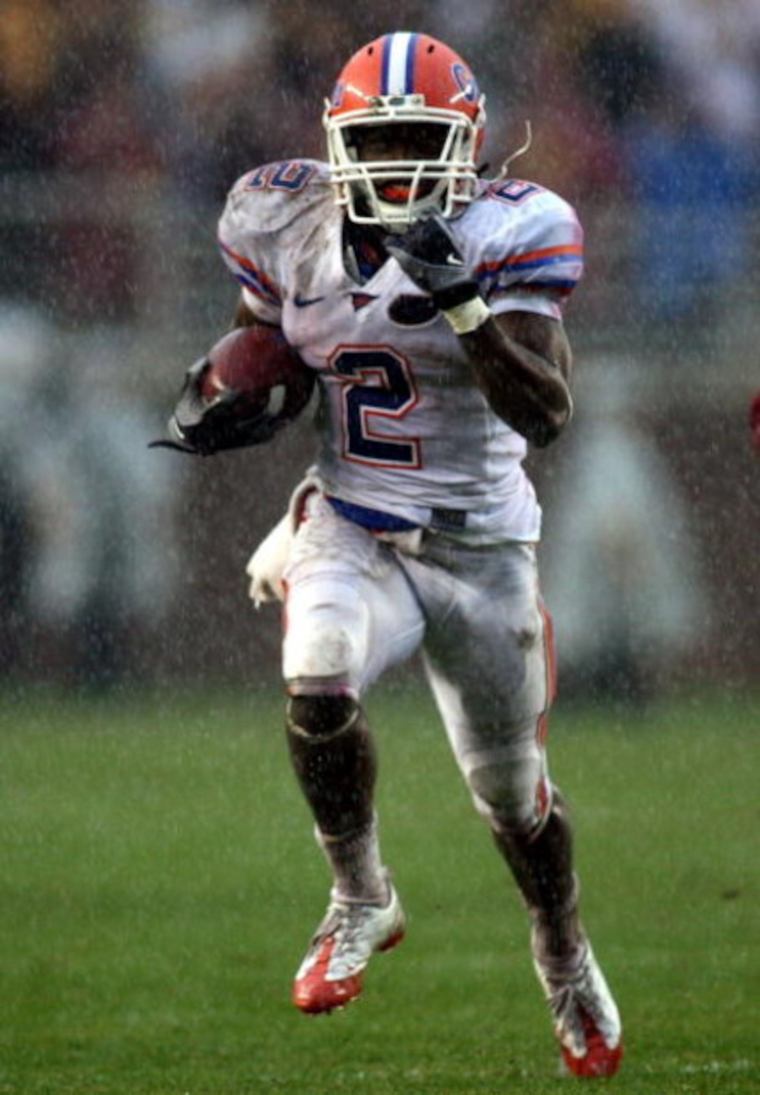 TALLAHASSEE, FL - NOVEMBER 29: Receiver Jeffrey Demps #2 of the Florida Gators runs against the Florida State Seminoles during the first half at Bobby Bowden Field at Doak Campbell Stadium on November 29, 2008 in Tallahassee, Florida.  Florida defeated Fl